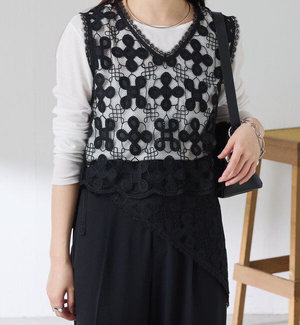  「【＋１アイテム】モチーフレース2WAYベスト」|シャツ・ブラウス|