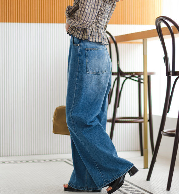  「【3サイズ】デニムタックワイドパンツ」|デニム|