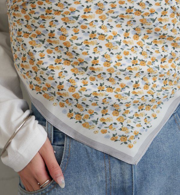  「小花柄スカーフ」|バンダナ・スカーフ|