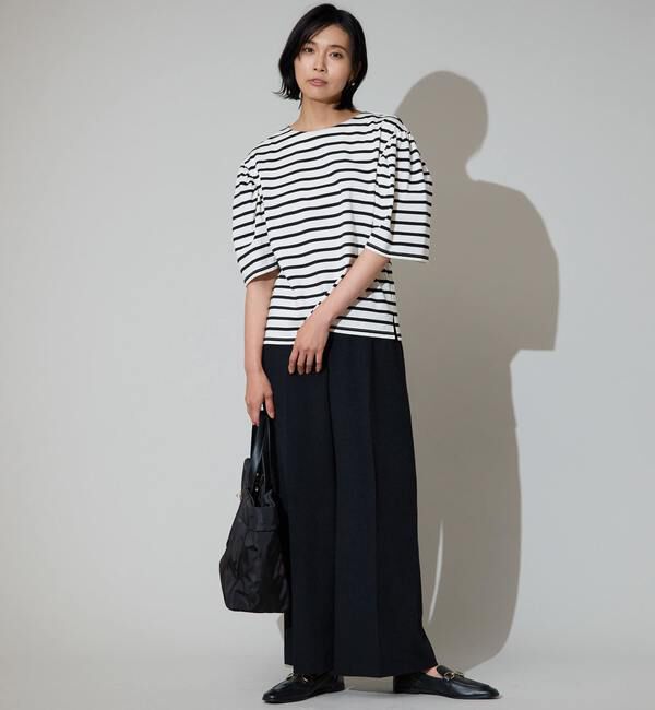 TIARA「パフギャザースリーブカットソー」|Tシャツ・カットソー|ホワイト&times;ブラック