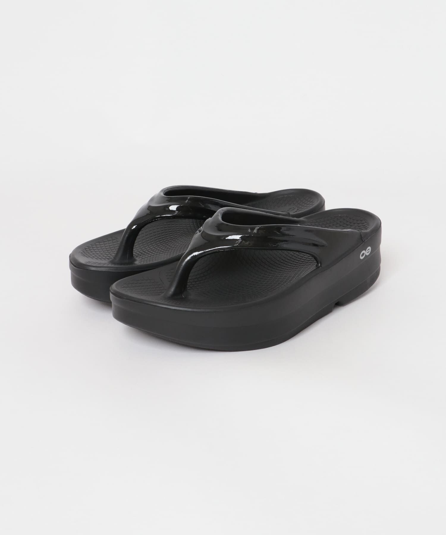 URBAN RESEARCH DOORS「OOFOS　OOmega」|サンダル|