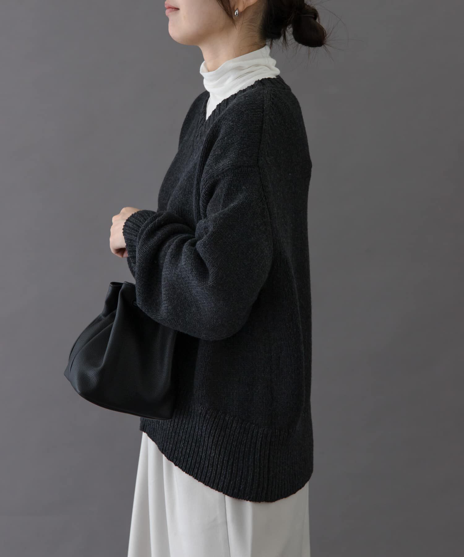 URBAN RESEARCH DOORS「FORK&SPOON　Vネックニット」|ニット・セーター|