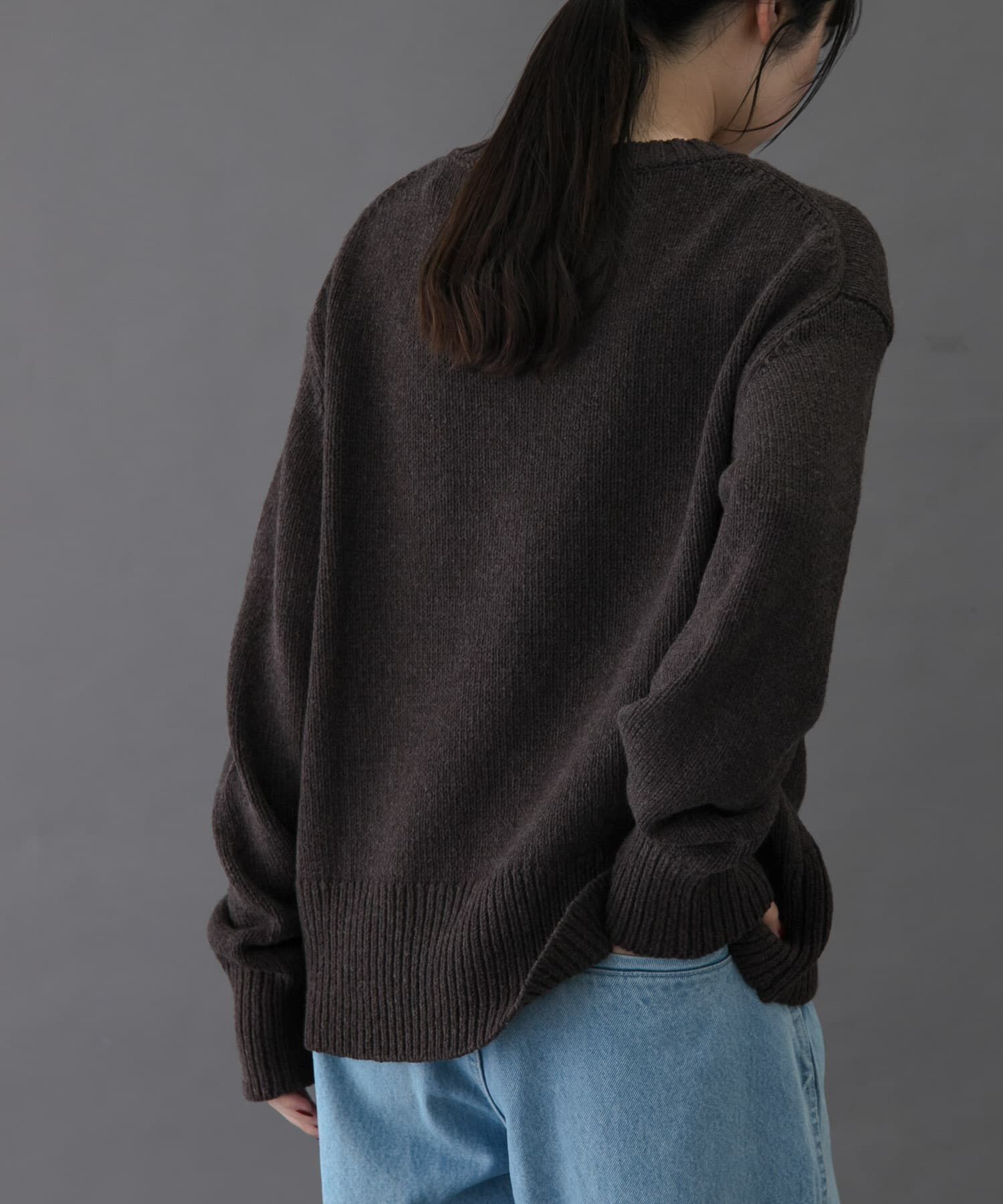 URBAN RESEARCH DOORS「FORK&SPOON　Vネックニット」|ニット・セーター|