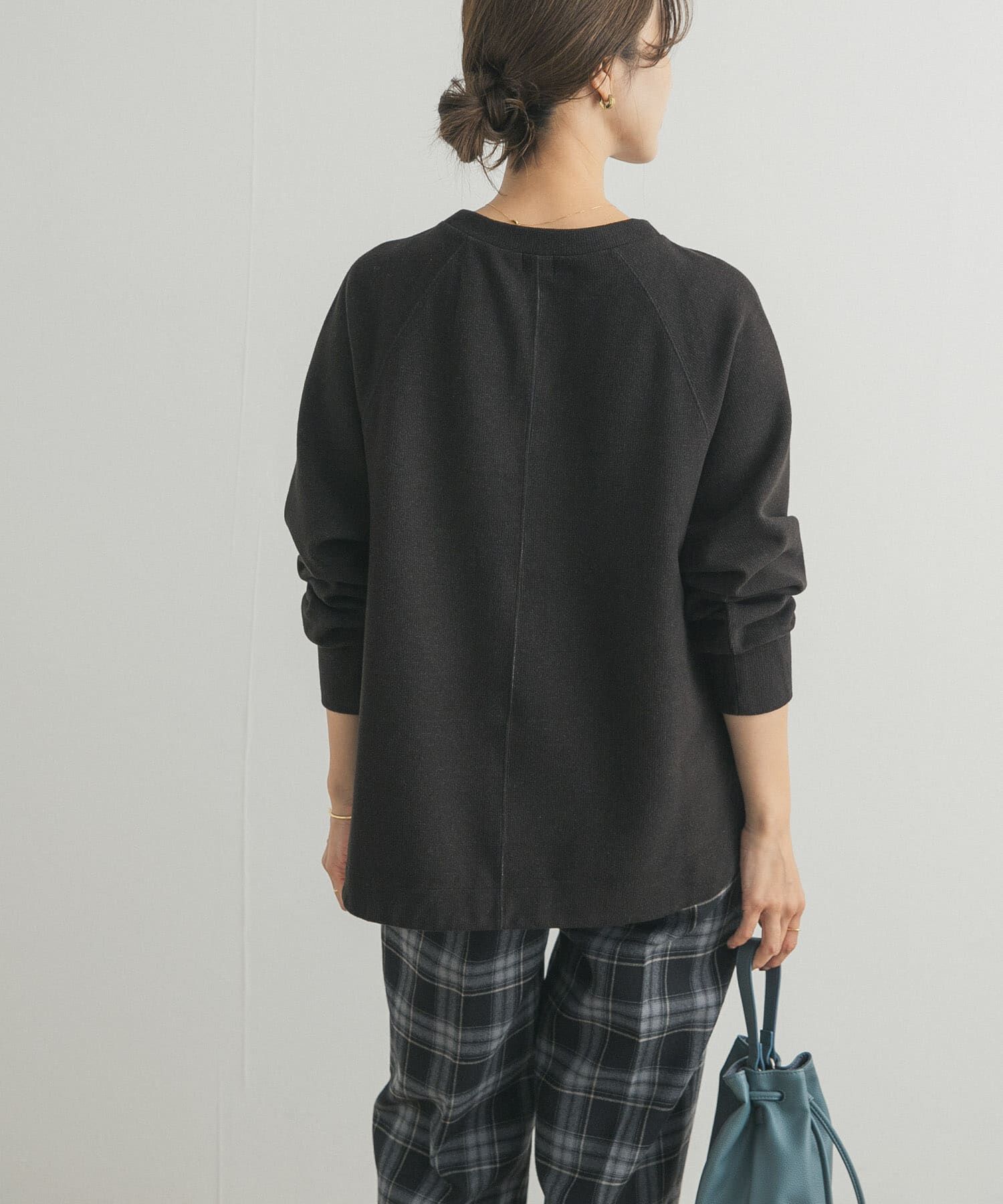 URBAN RESEARCH DOORS「『WEB/一部店舗限定カラー』ラグランフレアプルオーバー」|Tシャツ・カットソー|