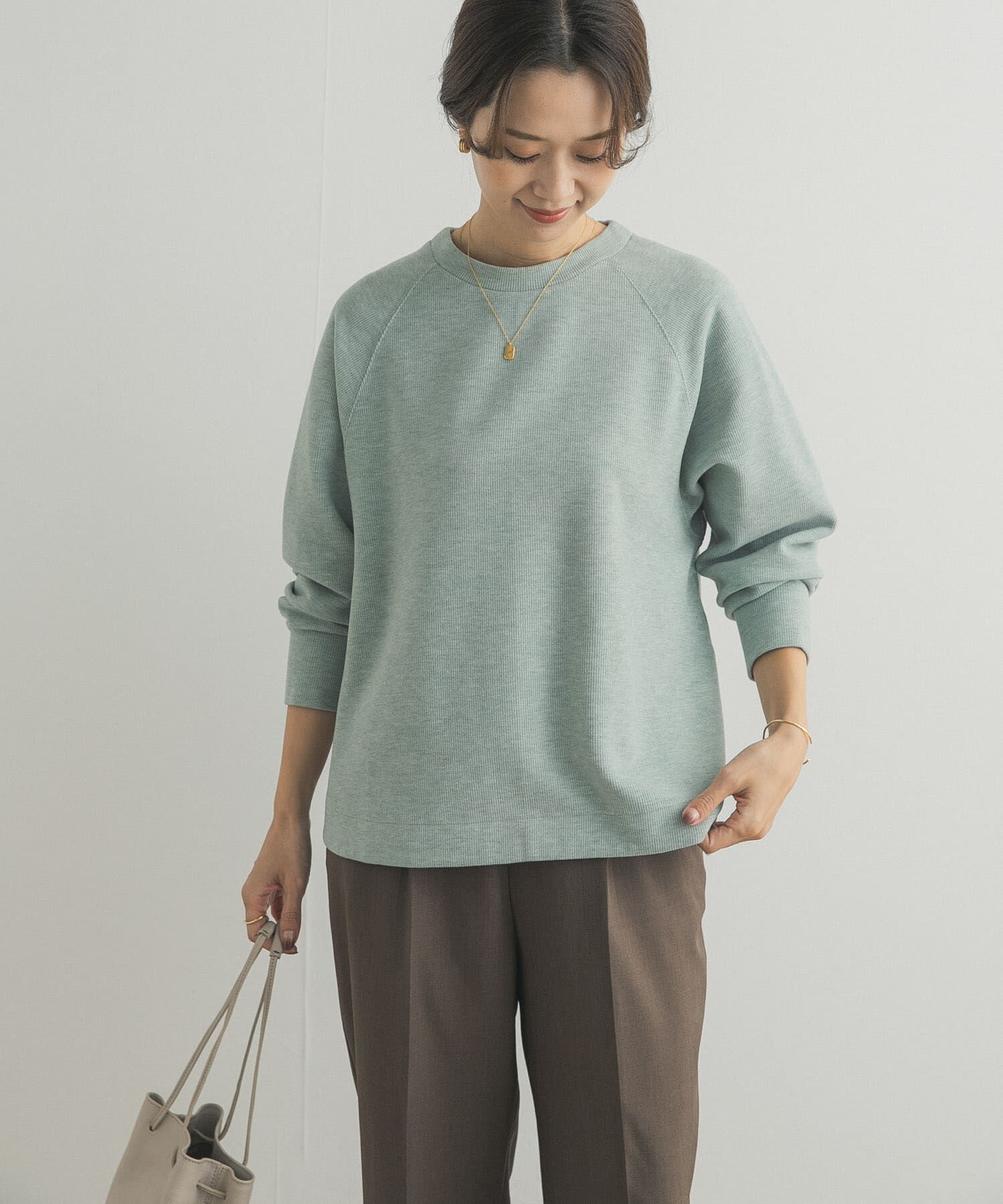 URBAN RESEARCH DOORS「『WEB/一部店舗限定カラー』ラグランフレアプルオーバー」|Tシャツ・カットソー|