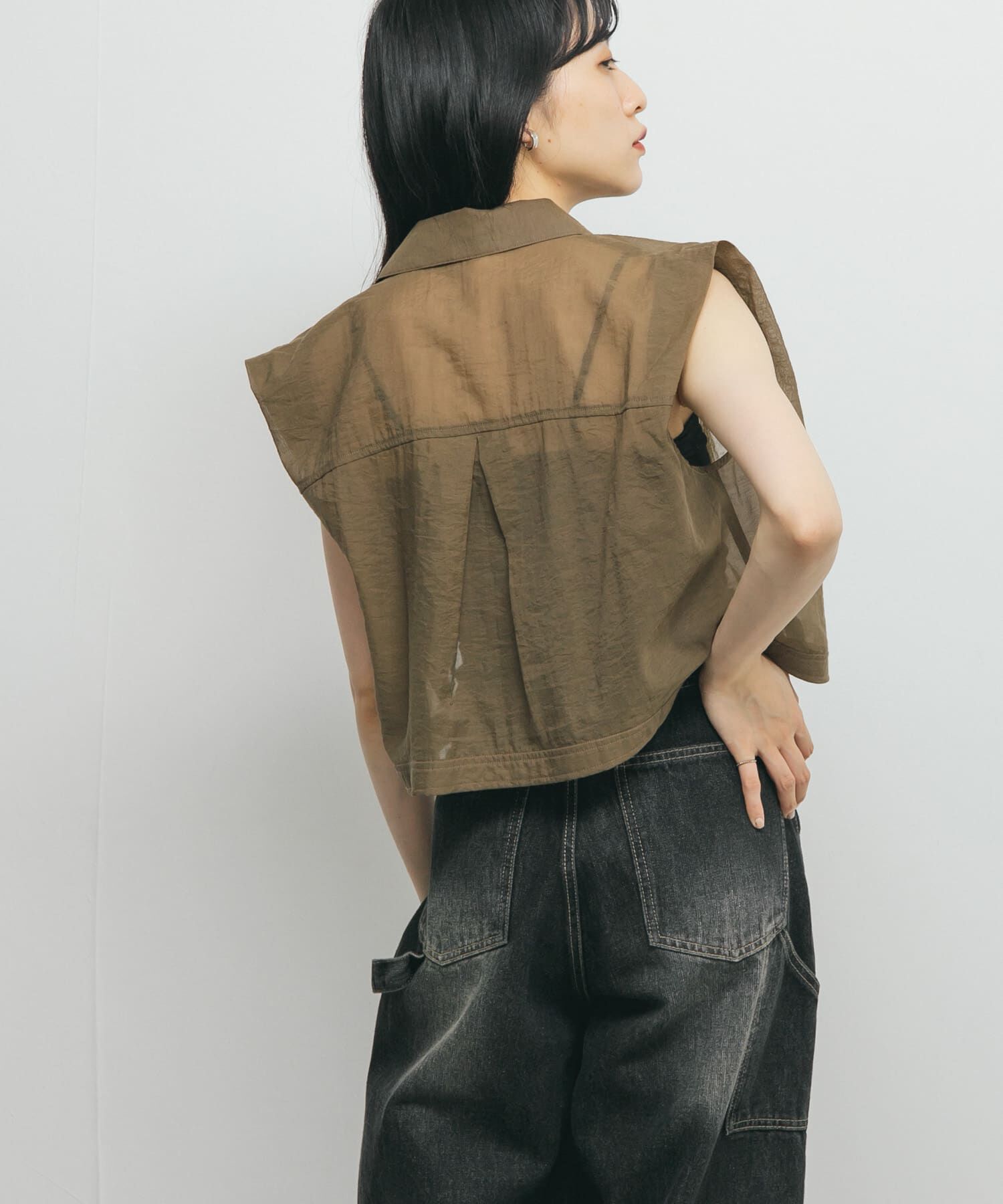  「ショルダータックコンパクトシャツ」|シャツ・ブラウス|