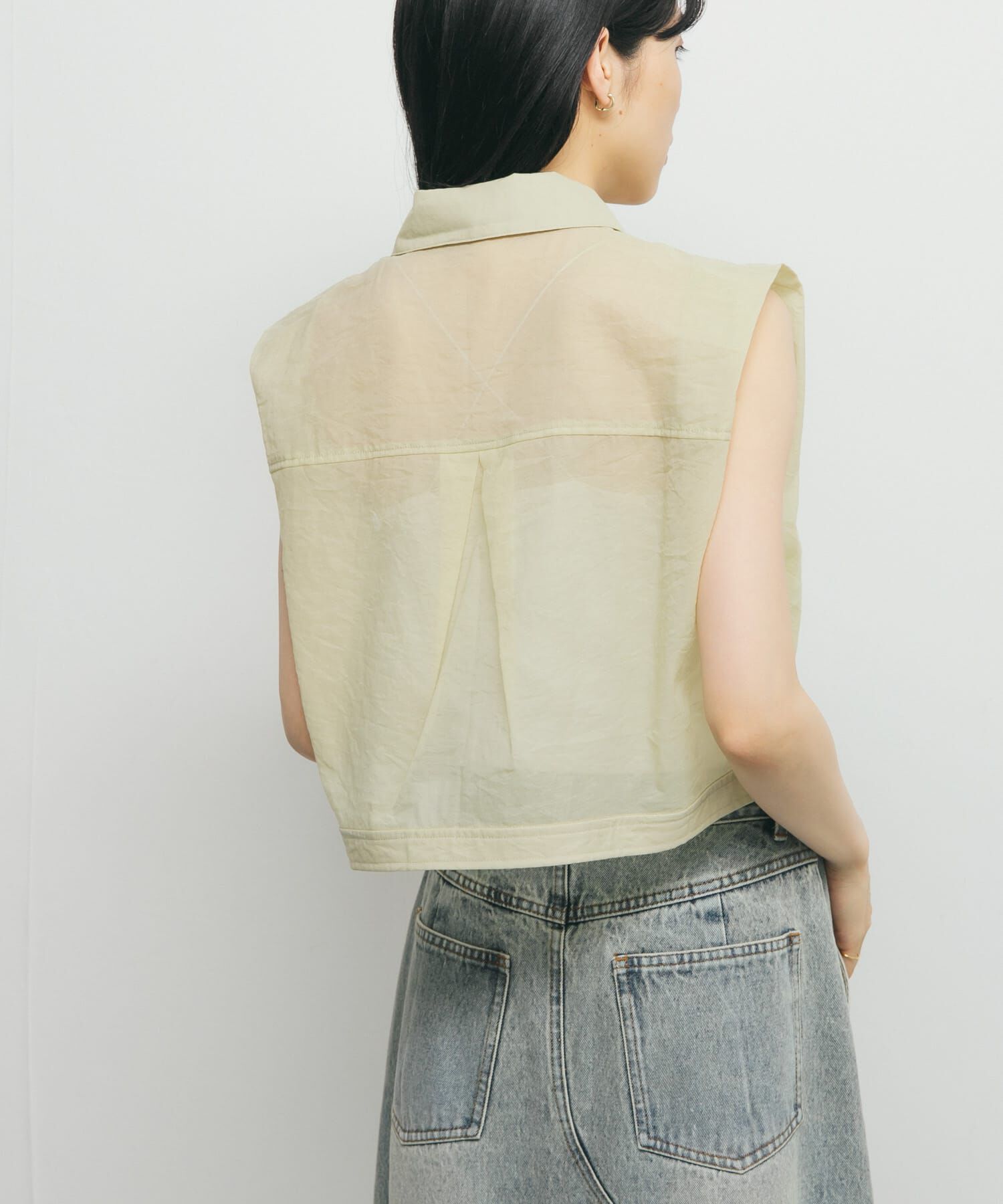  「ショルダータックコンパクトシャツ」|シャツ・ブラウス|