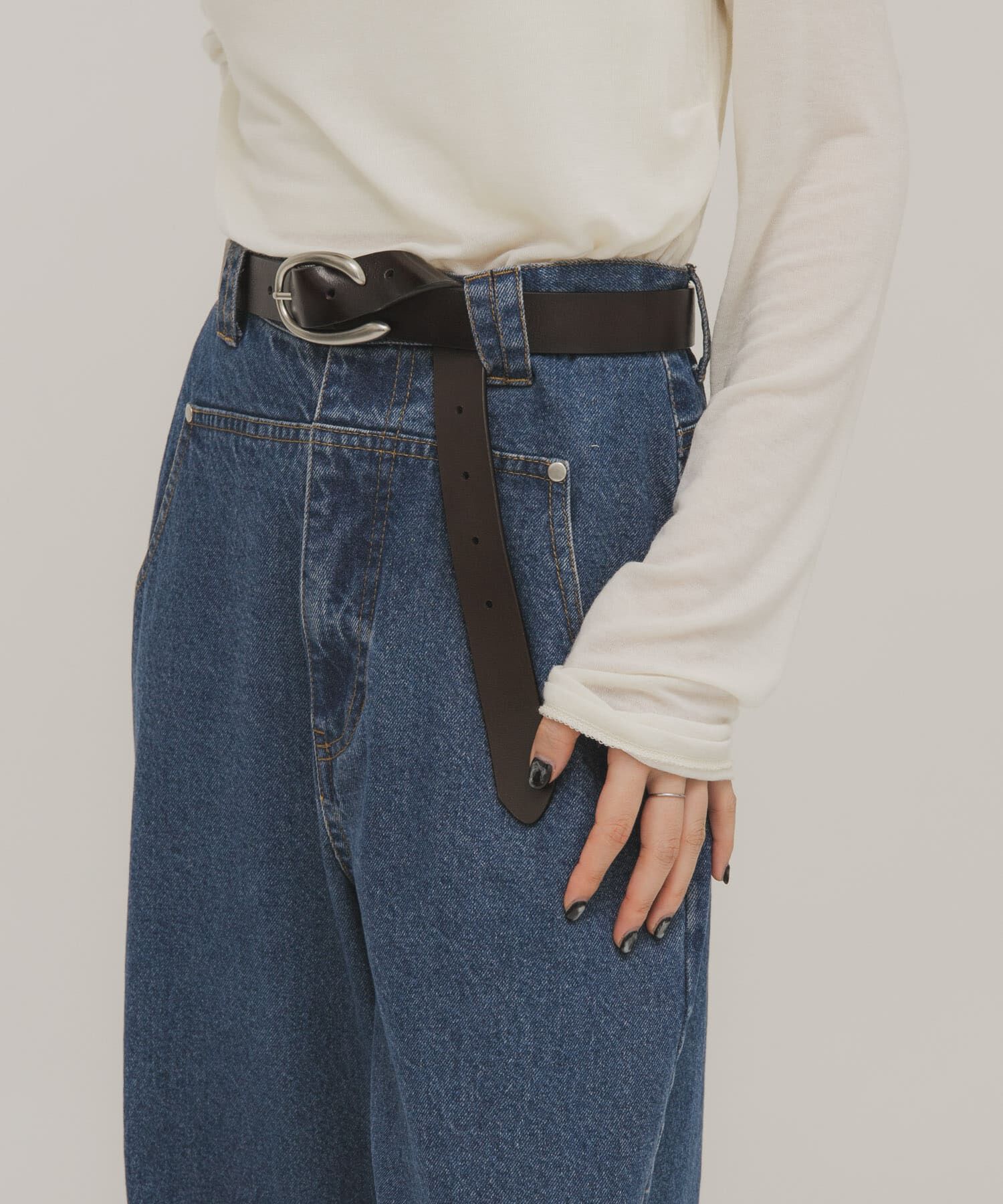  「バックルデザインレザーベルト」|ベルト|