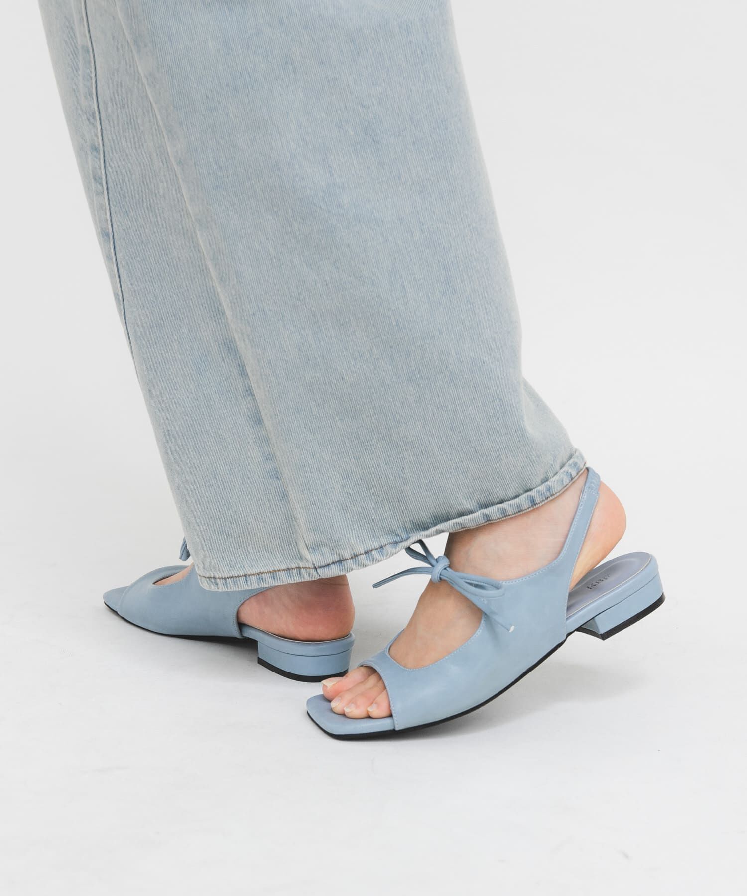  「スクエアトゥリボンコンビサンダル」|サンダル|