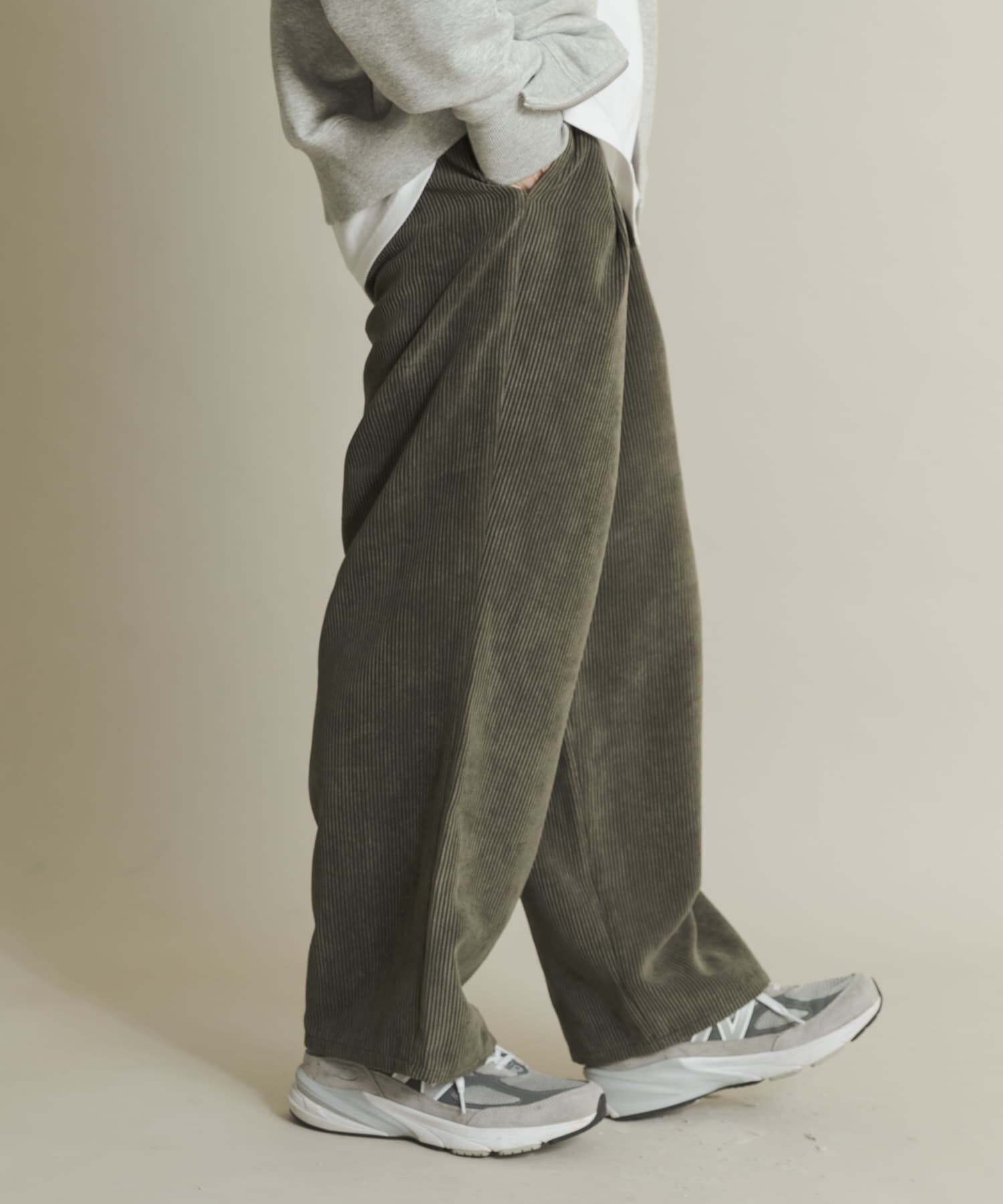SENSE OF PLACE by URBAN RESEARCH「ウォッシュドコーデュロイワイドパンツ」|その他|グリーン