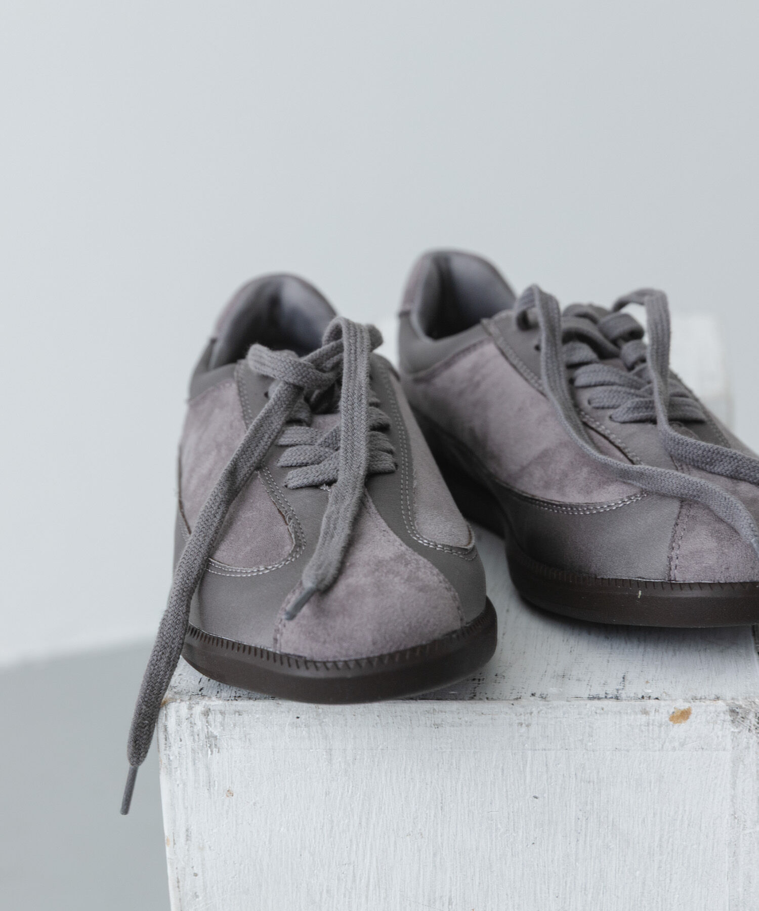 SENSE OF PLACE by URBAN RESEARCH「『抗菌/消臭』コンビジャーマントレーナースニーカー」|スニーカー|グレー