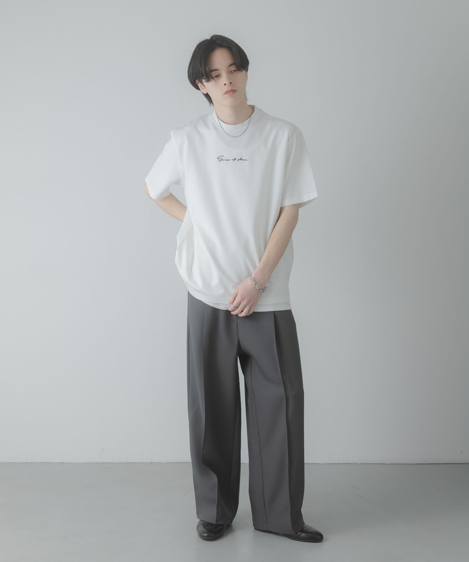 SENSE OF PLACE by URBAN RESEARCH「『一部WEB限定カラー』シシュウポンチショートスリーブTシャツ」|Tシャツ・カットソー|