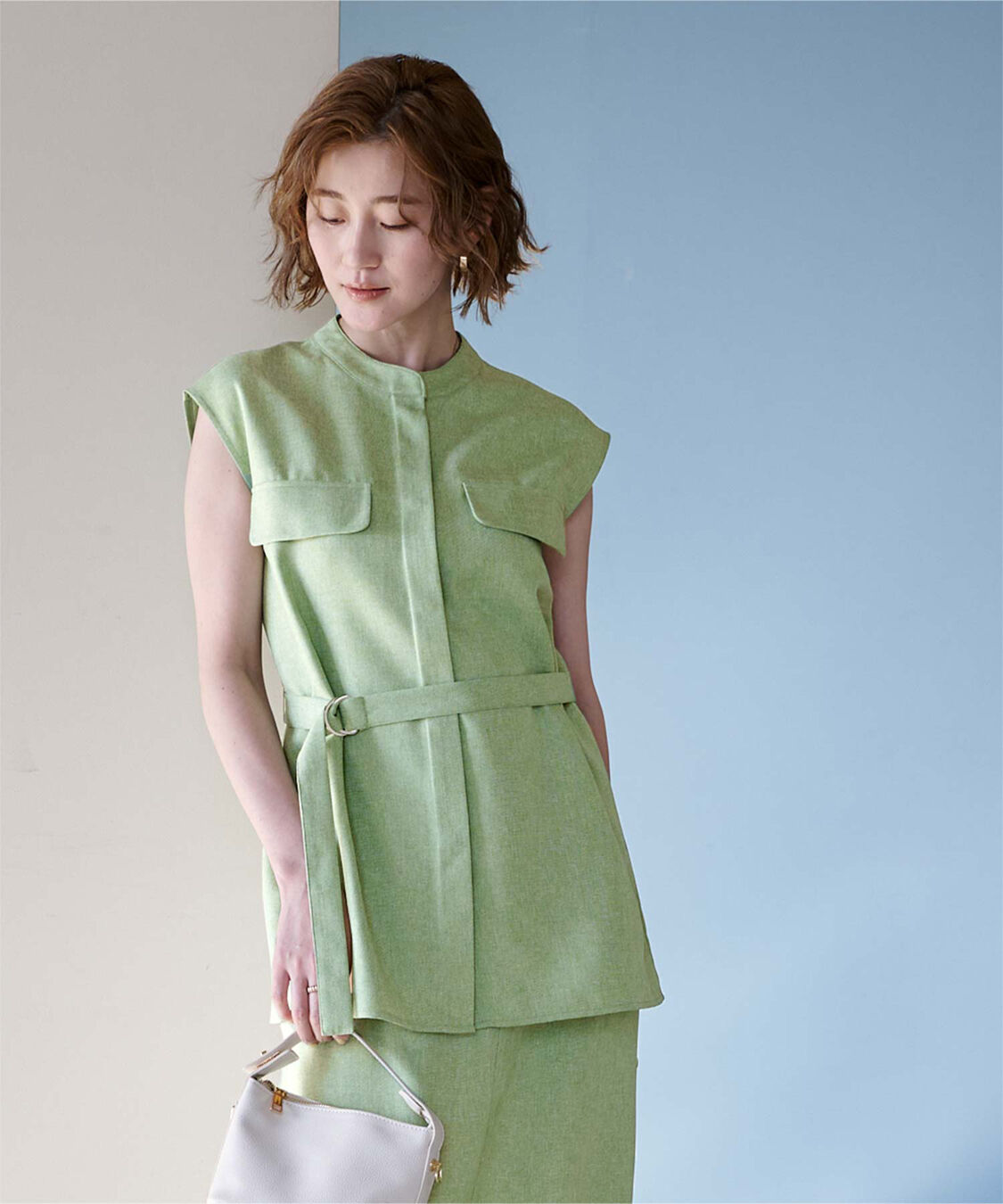 ur's「リネンライクノースリーブトップス」|シャツ・ブラウス|アップルグリーン