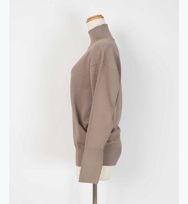 ur's「【星玲奈さんコラボアイテム】ハイネックドロップショルダーオーバーサイズニット」|ニット・セーター|