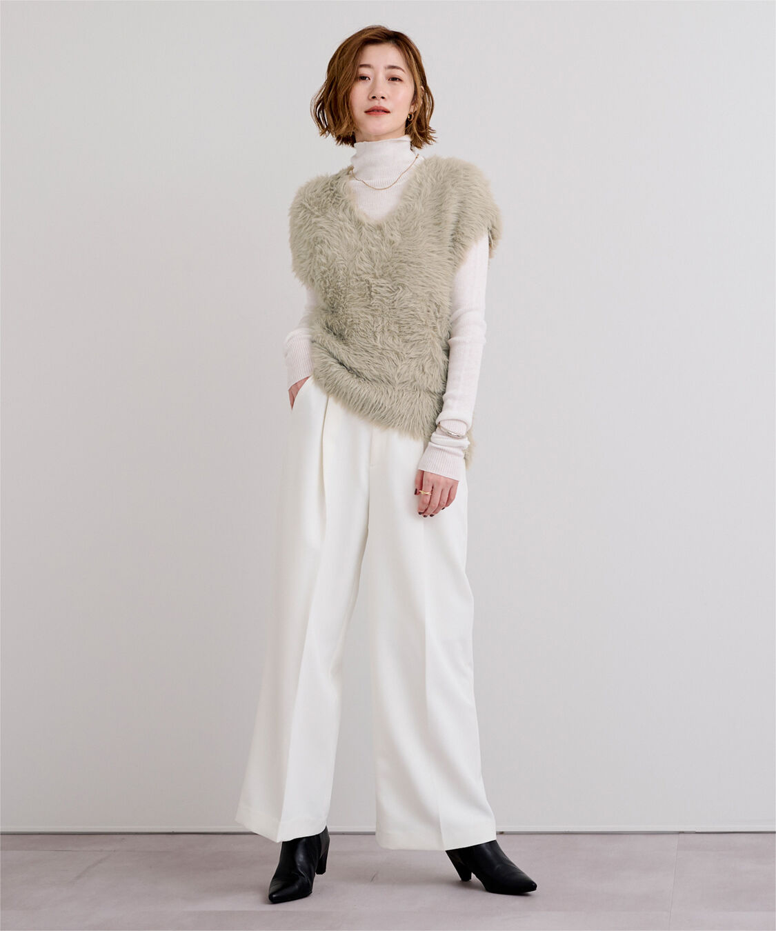 ur's「シャギーニットベスト」|ニット・セーター|