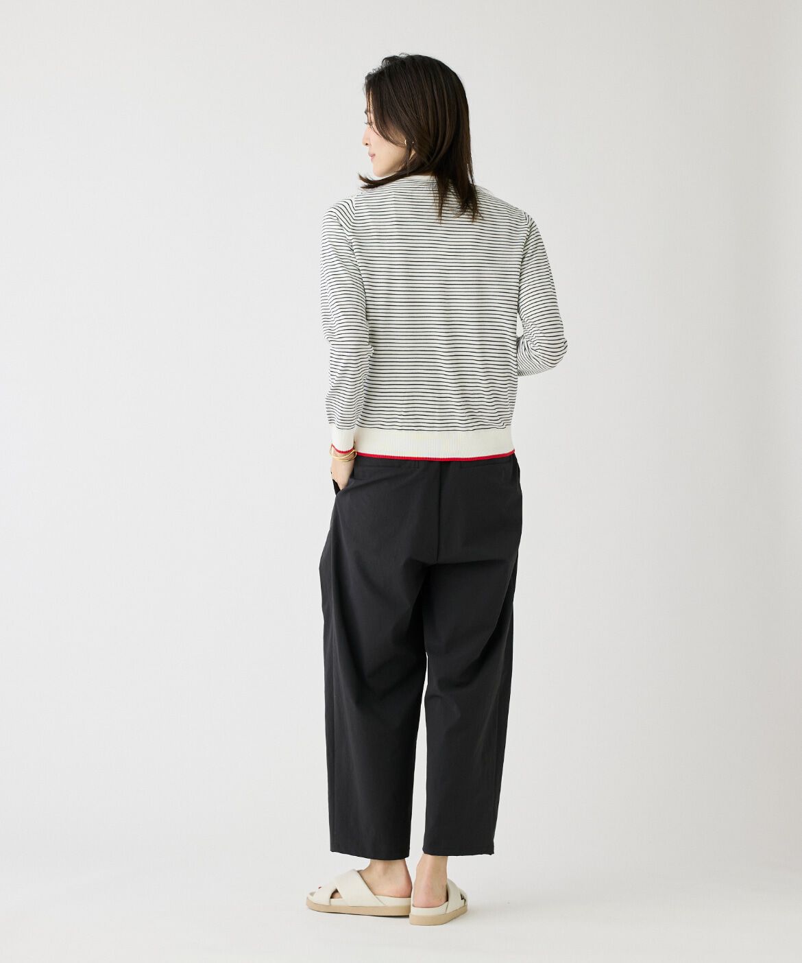 DAY by DAY it&rsquo;s international「バレルシルエットカーヴィパンツ」|スラックス|