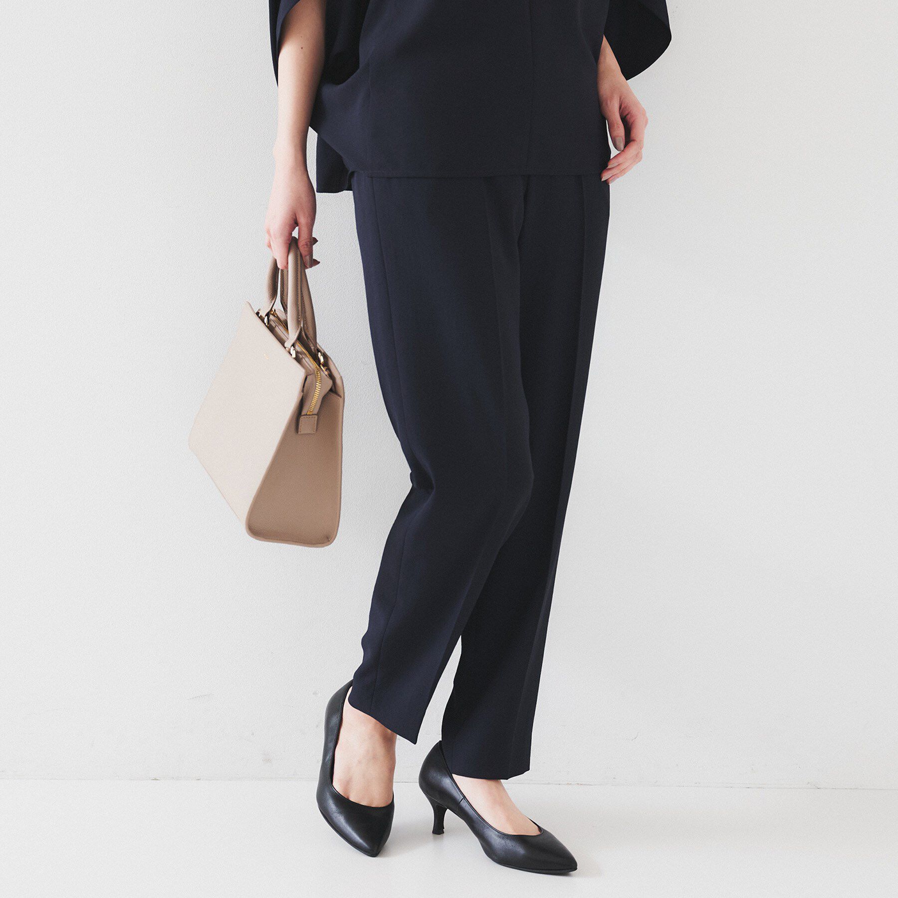 UNTITLED「【セットアップ可能/接触冷感/イージーケア/ウエストゴム仕様】リラクミスト テーパードパンツ」|その他|