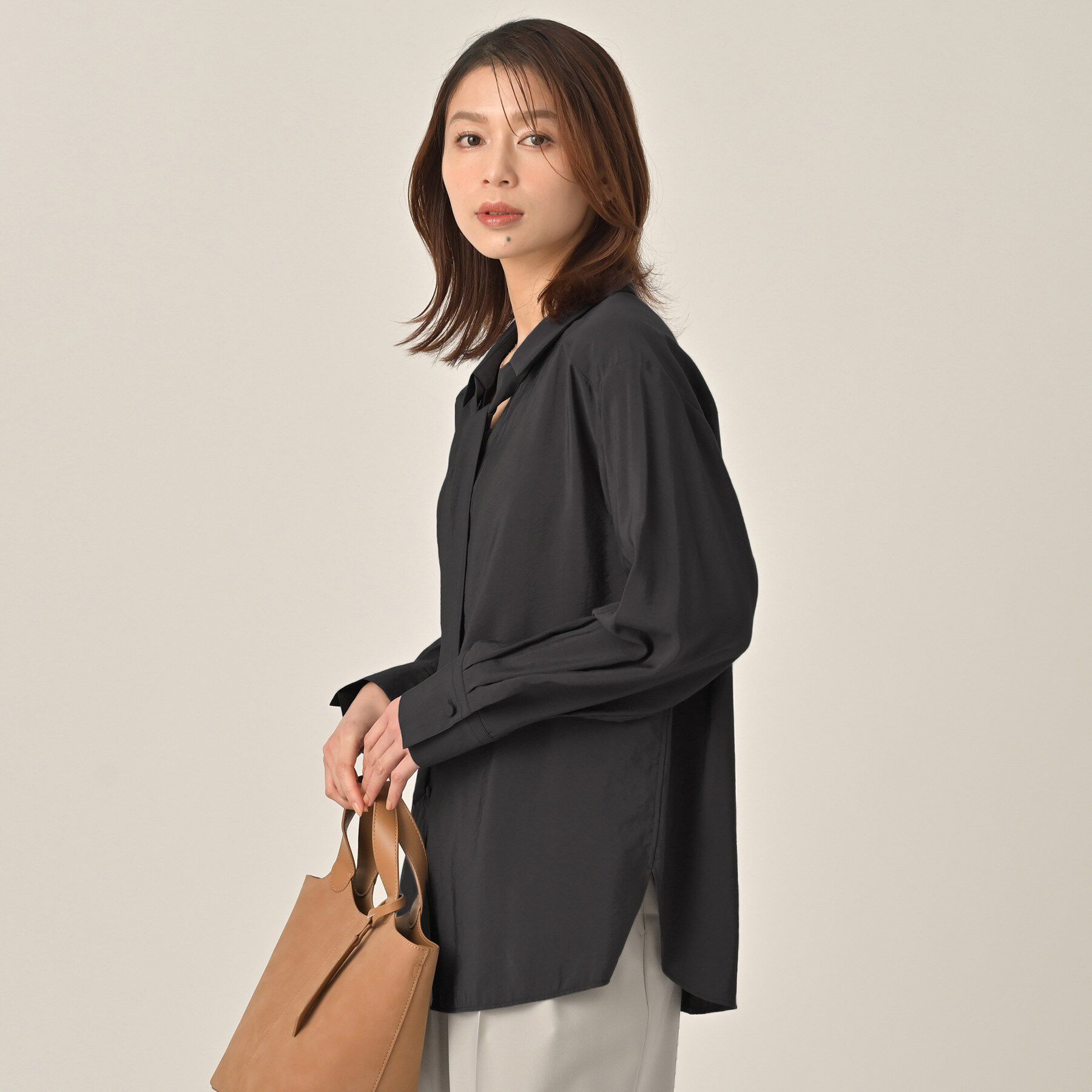 UNTITLED「【洗える/接触令感】リラックスボウタイブラウス」|シャツ・ブラウス|