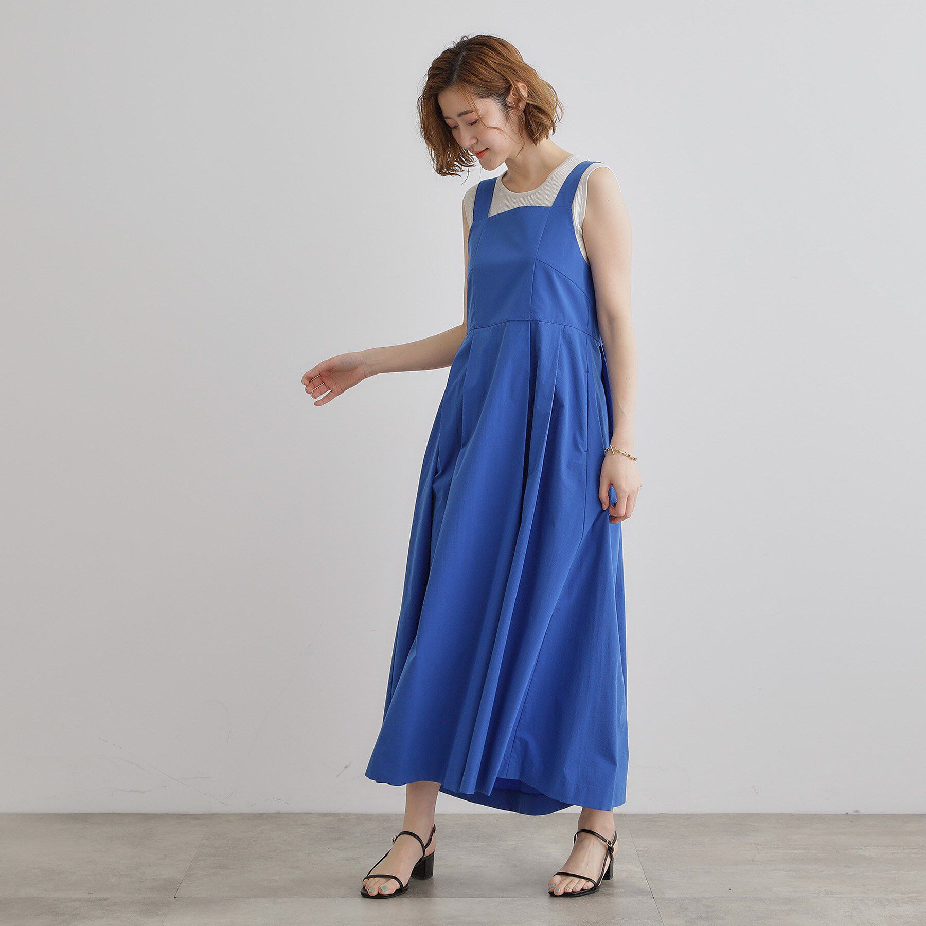 grove「【雑誌掲載】シルエットが映える洗練ジャンパードレス」|ワンピース|