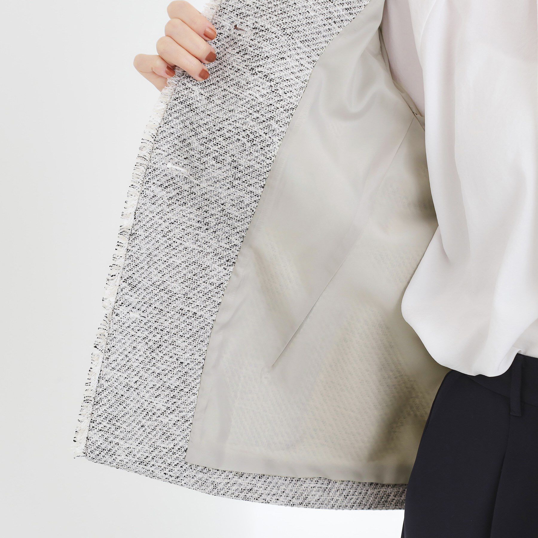 grove「【ハレの日・通勤】きちんとからカジュアルまで着回せる、ミドル丈ツイードジャケット」|ノーカラージャケット|