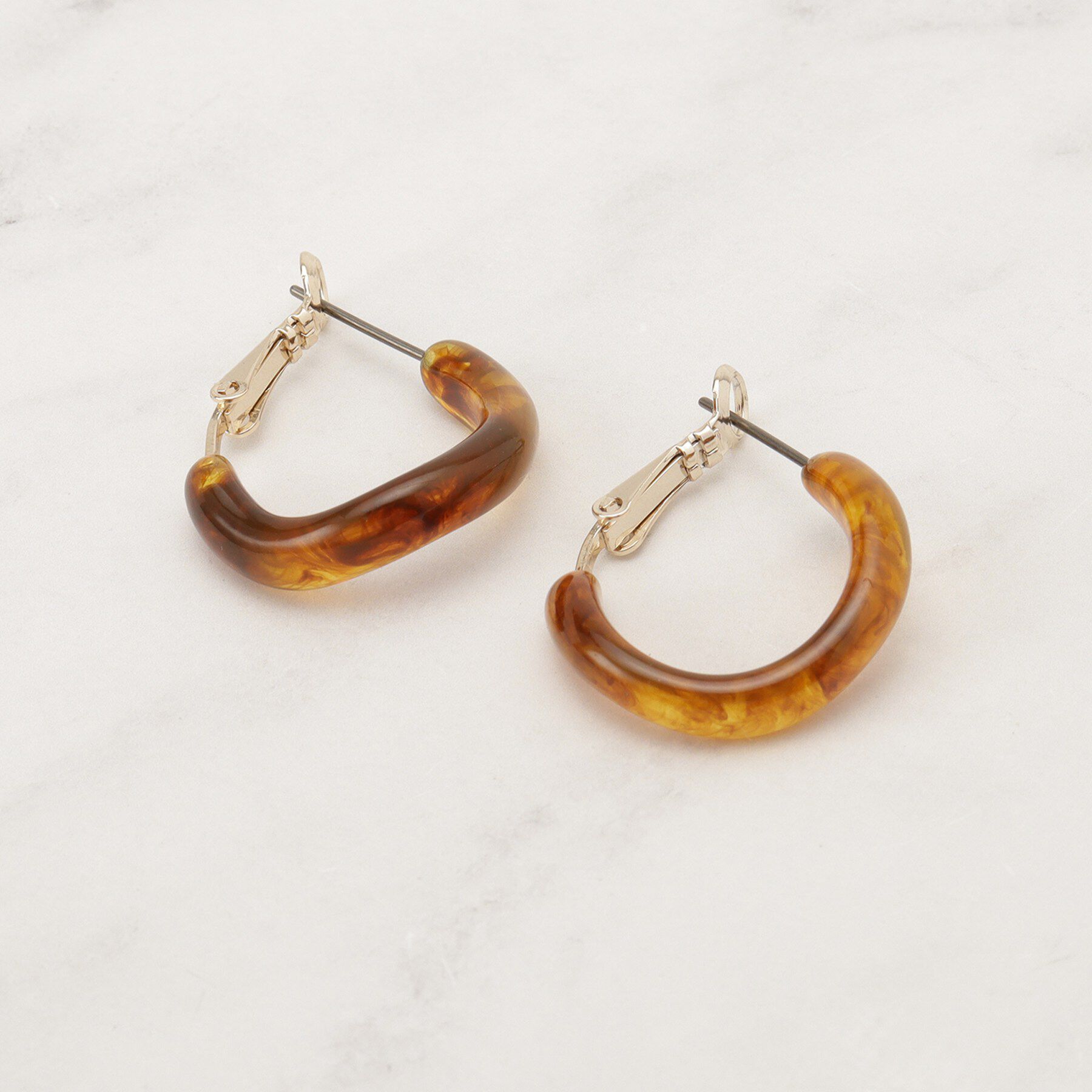 grove「カラーアクリルフープピアス」|ピアス|ブラウン(043)