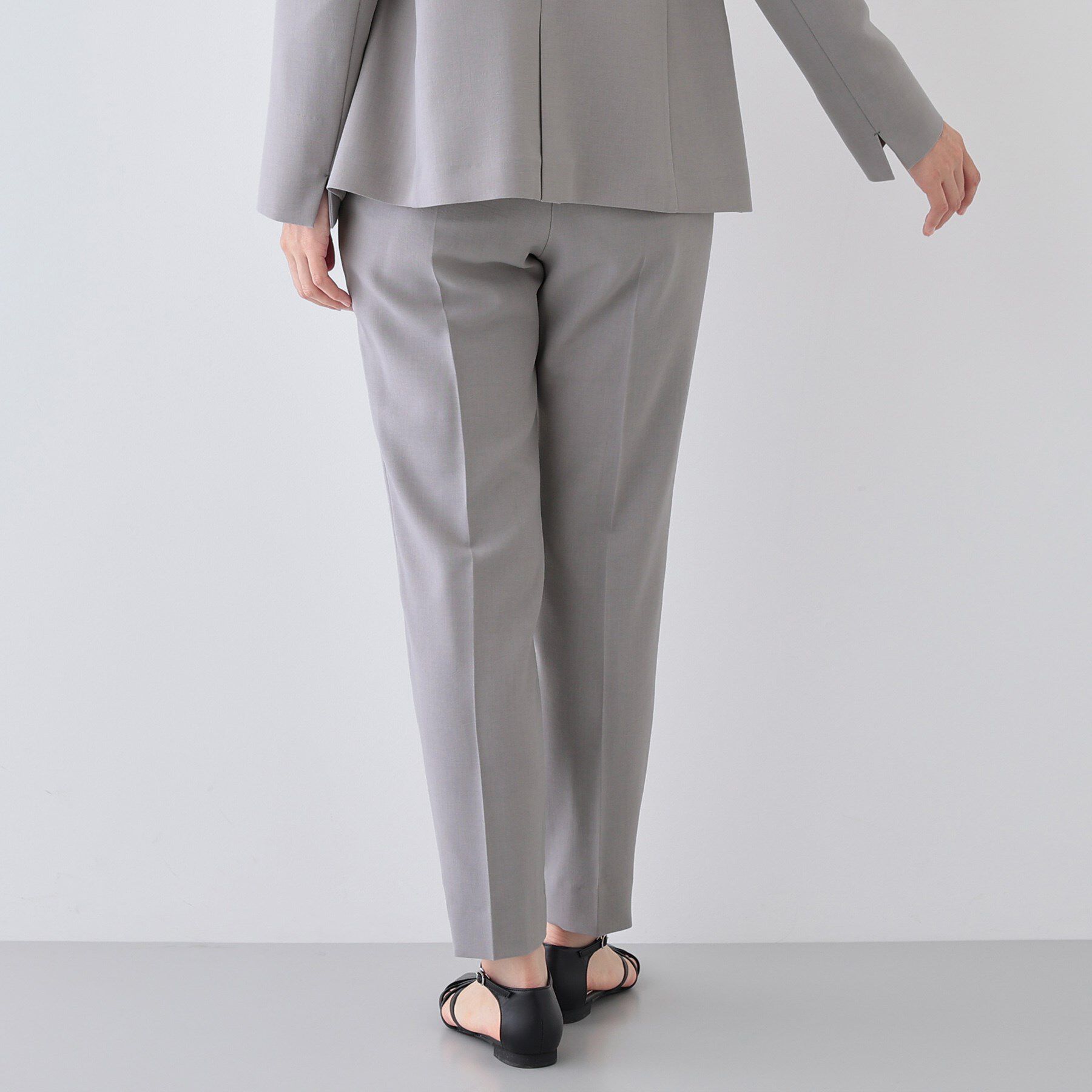 INDIVI「【定番スーツ／UVケア／洗える】ウール調タックテーパードパンツ」|スーツ|