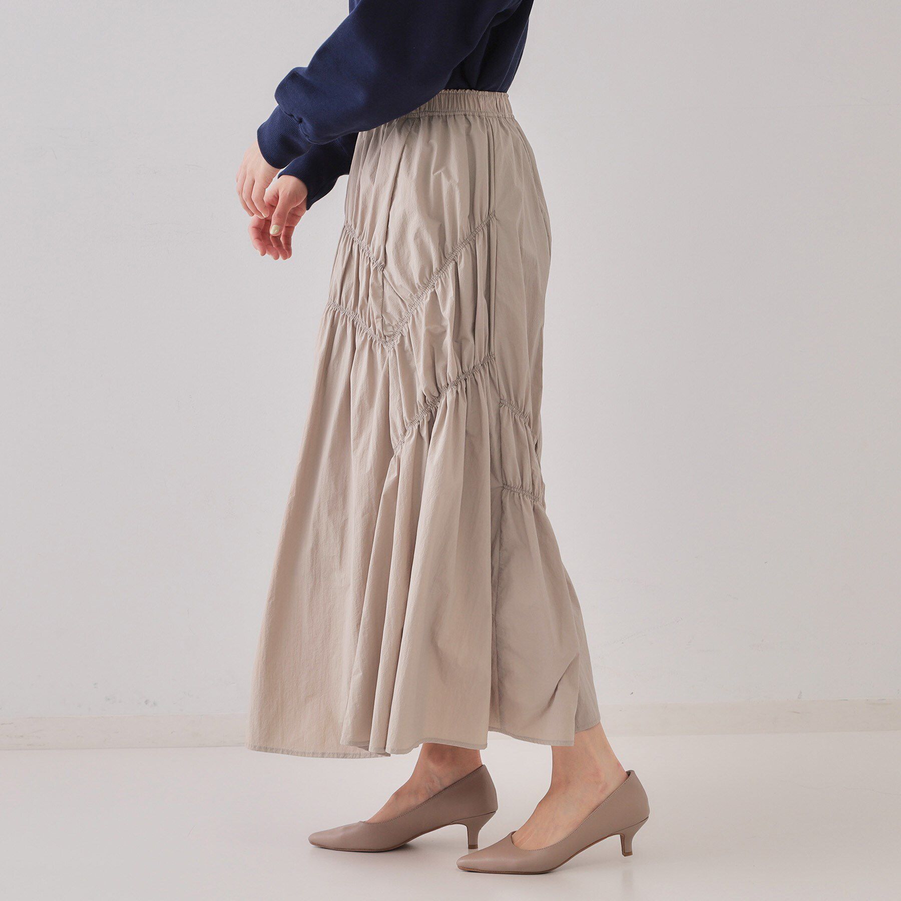 OPAQUE.CLIP「シャーリングアシメフレアスカート【洗濯機洗い可】」|スカート|