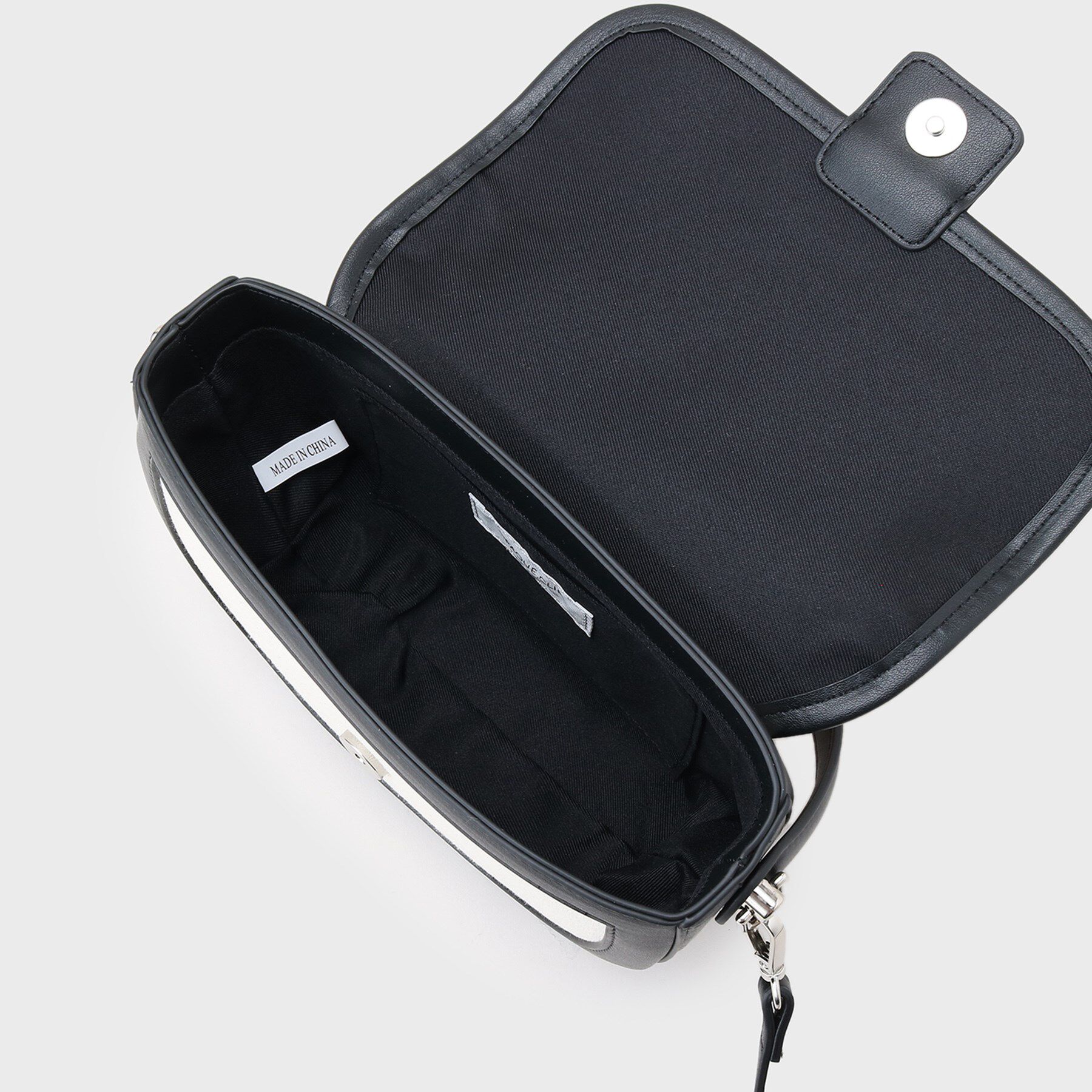 OPAQUE.CLIP「【2WAY】キャンバストリミングデザインバッグ」|ショルダー・メッセンジャー|