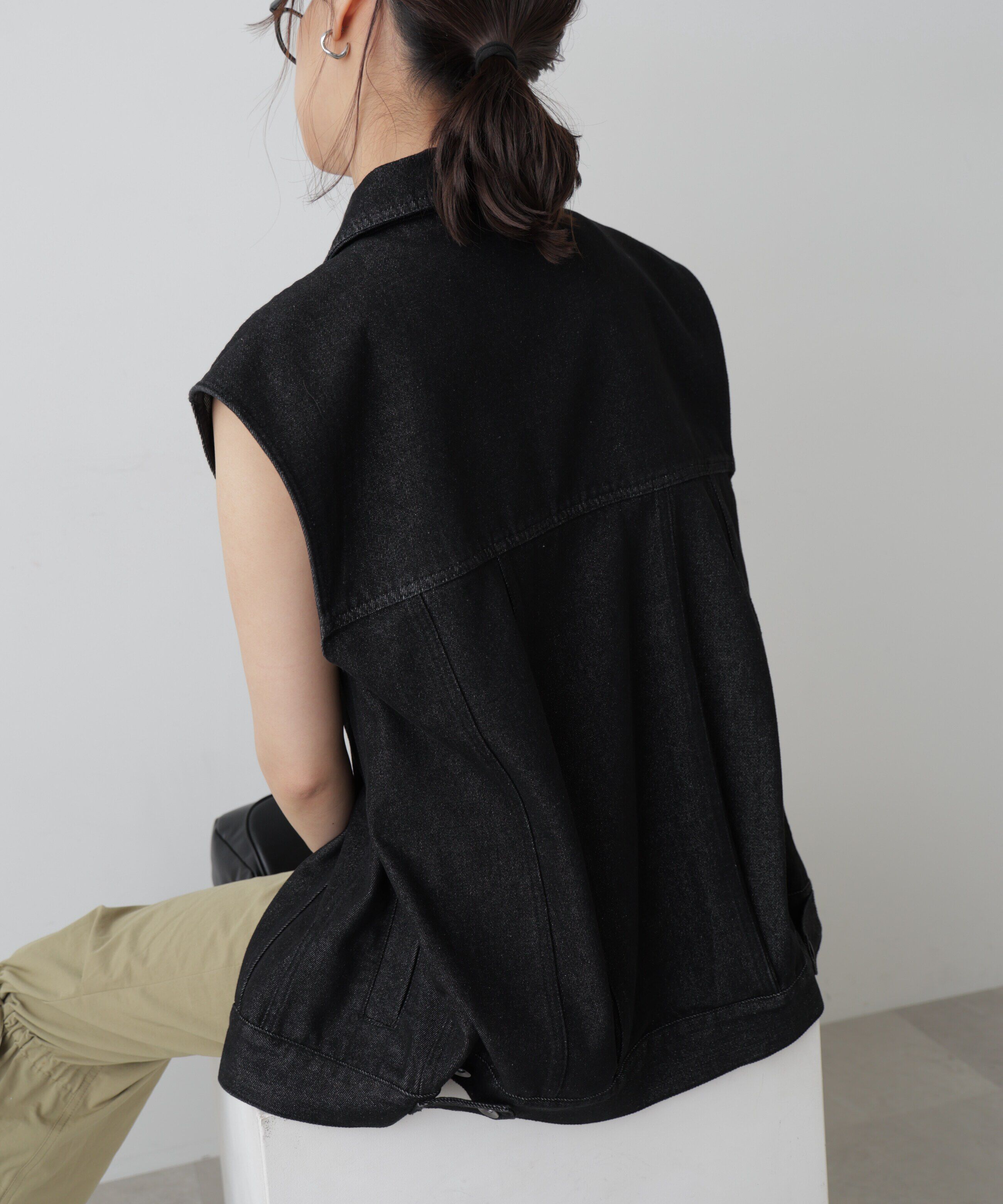  「ミドル丈デニムベスト」|ブルゾン・スタジャン|