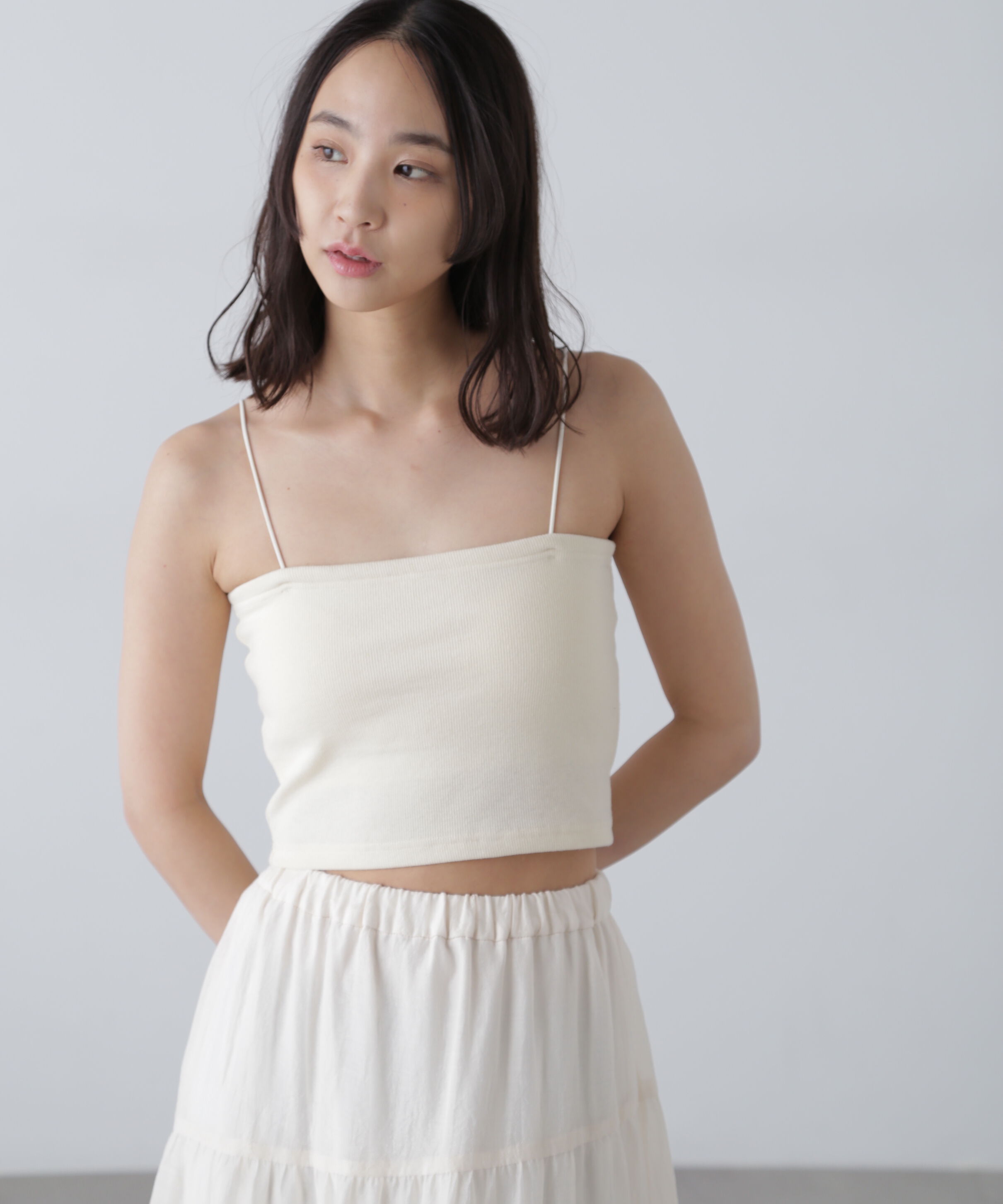  「カップ付きショート丈キャミソール」|Tシャツ・カットソー|オフホワイト