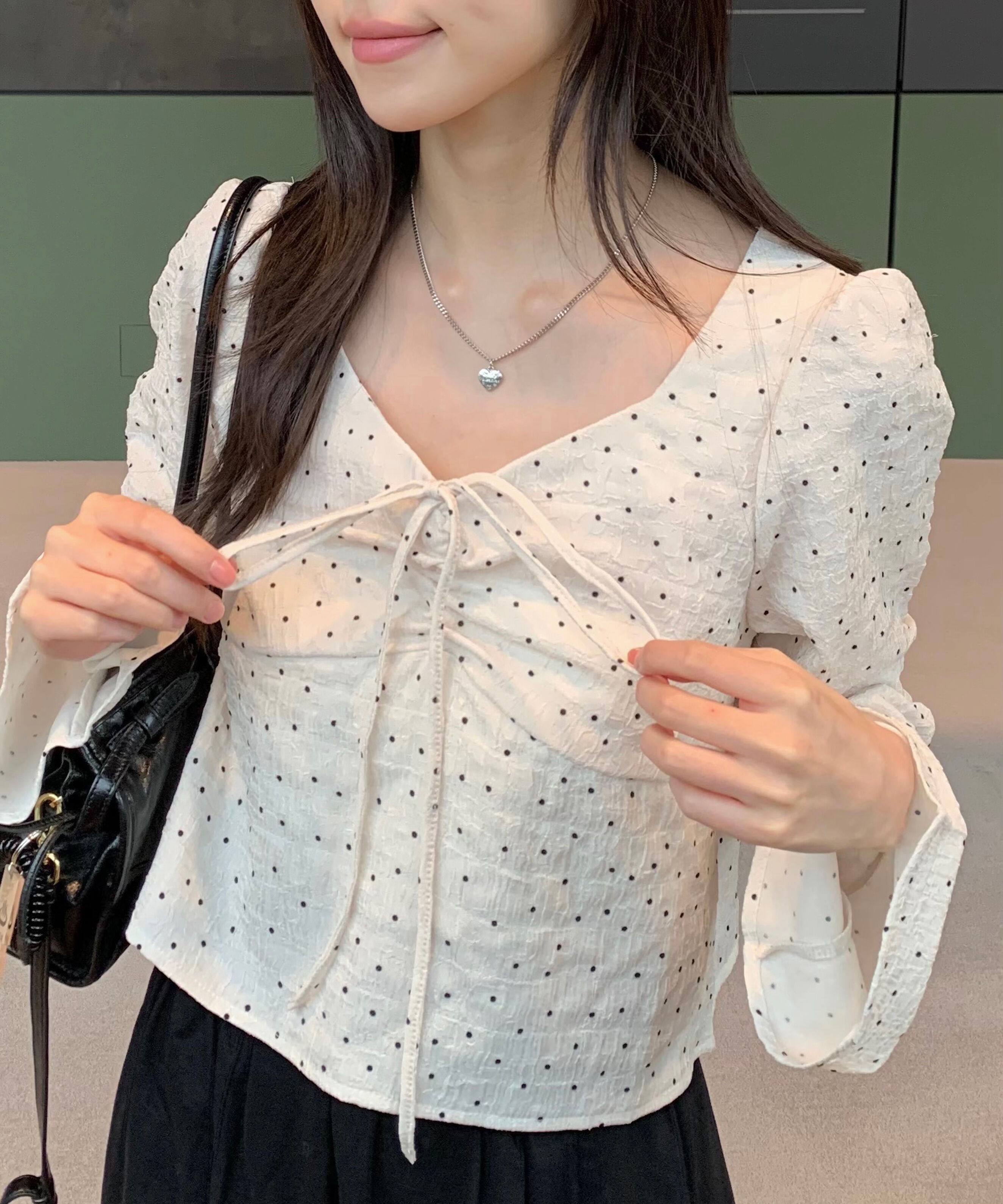  「フロントギャザーネックリボン付きブラウス」|シャツ・ブラウス|