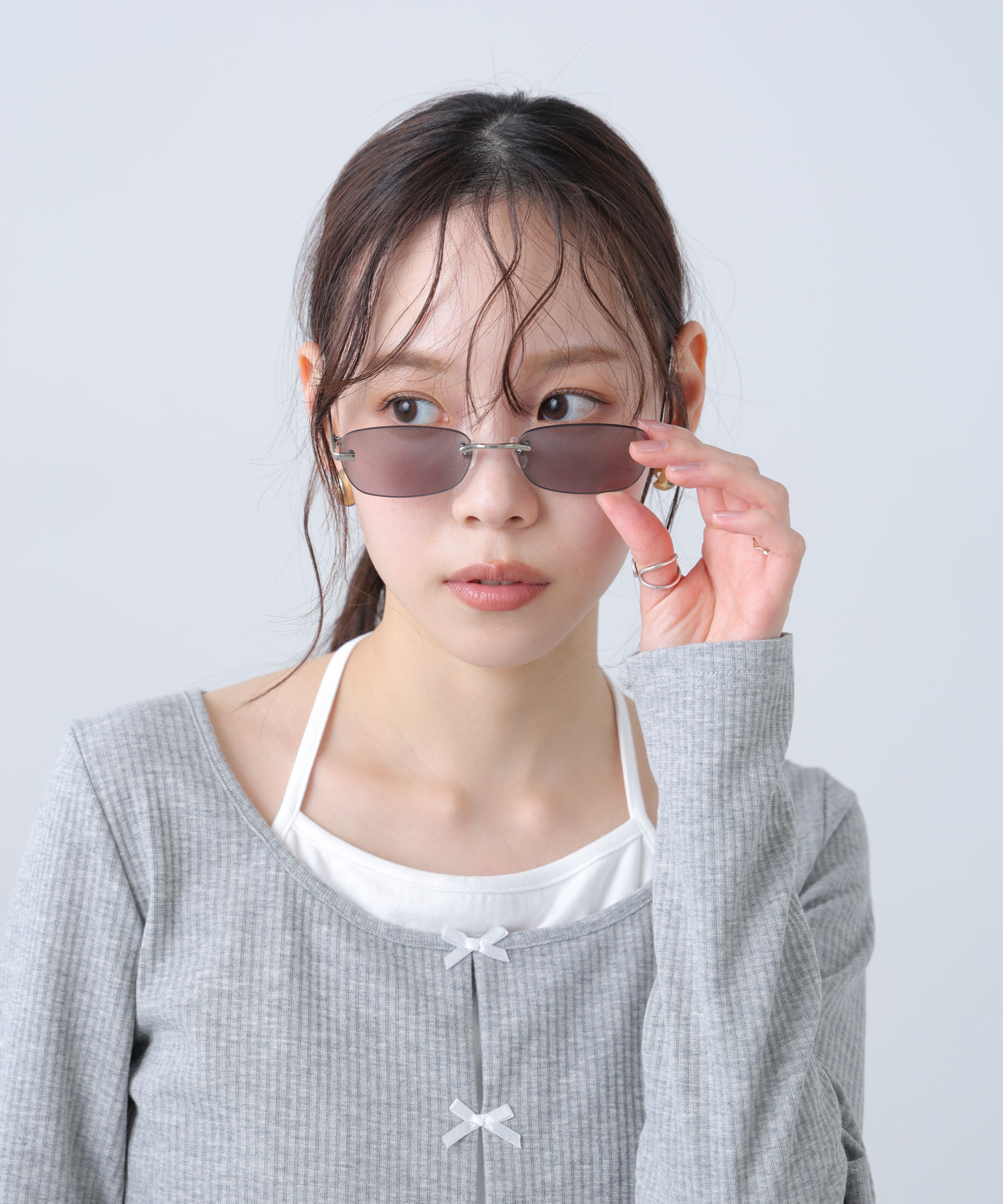  「リムレスサングラス＆メガネ」|ハンカチ|ブラック