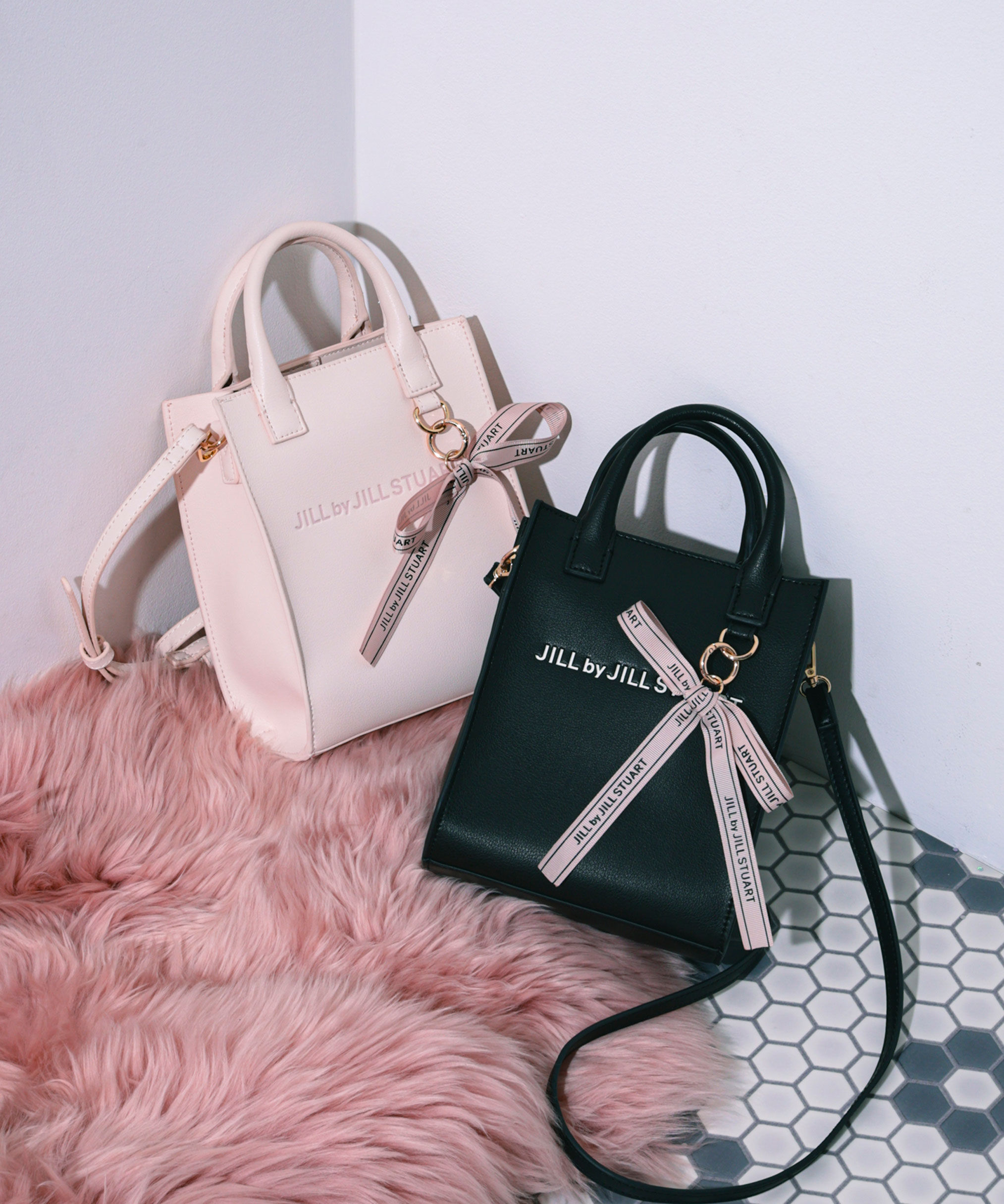  「チャーム付きミニトートバッグ」|その他|ブラック