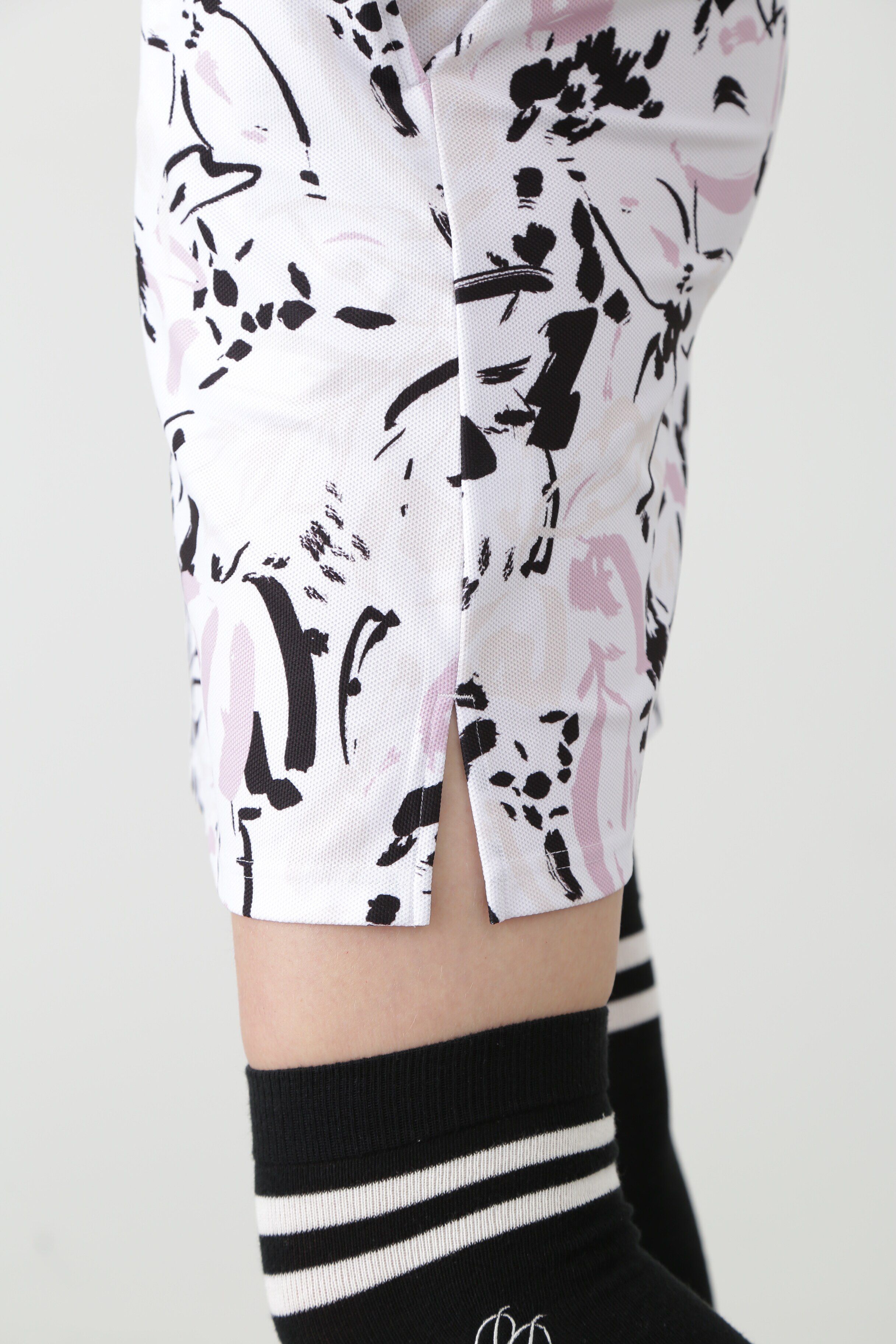  「[PINKY GOLF]オプティカルフラワープリントワンピース」|ワンピース|