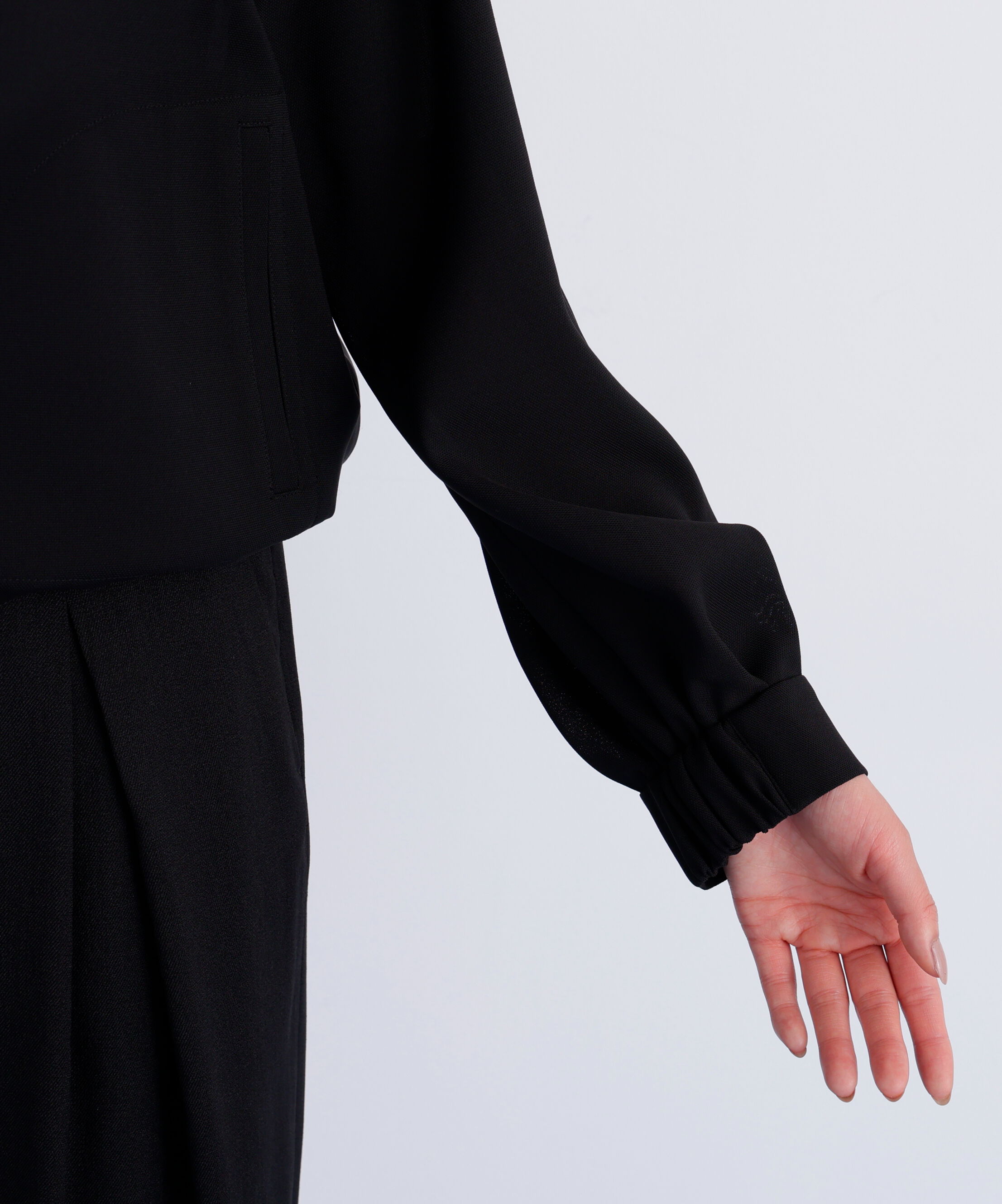  「［美香さん着用］シアーカラミショートブルゾン」|ブルゾン・スタジャン|