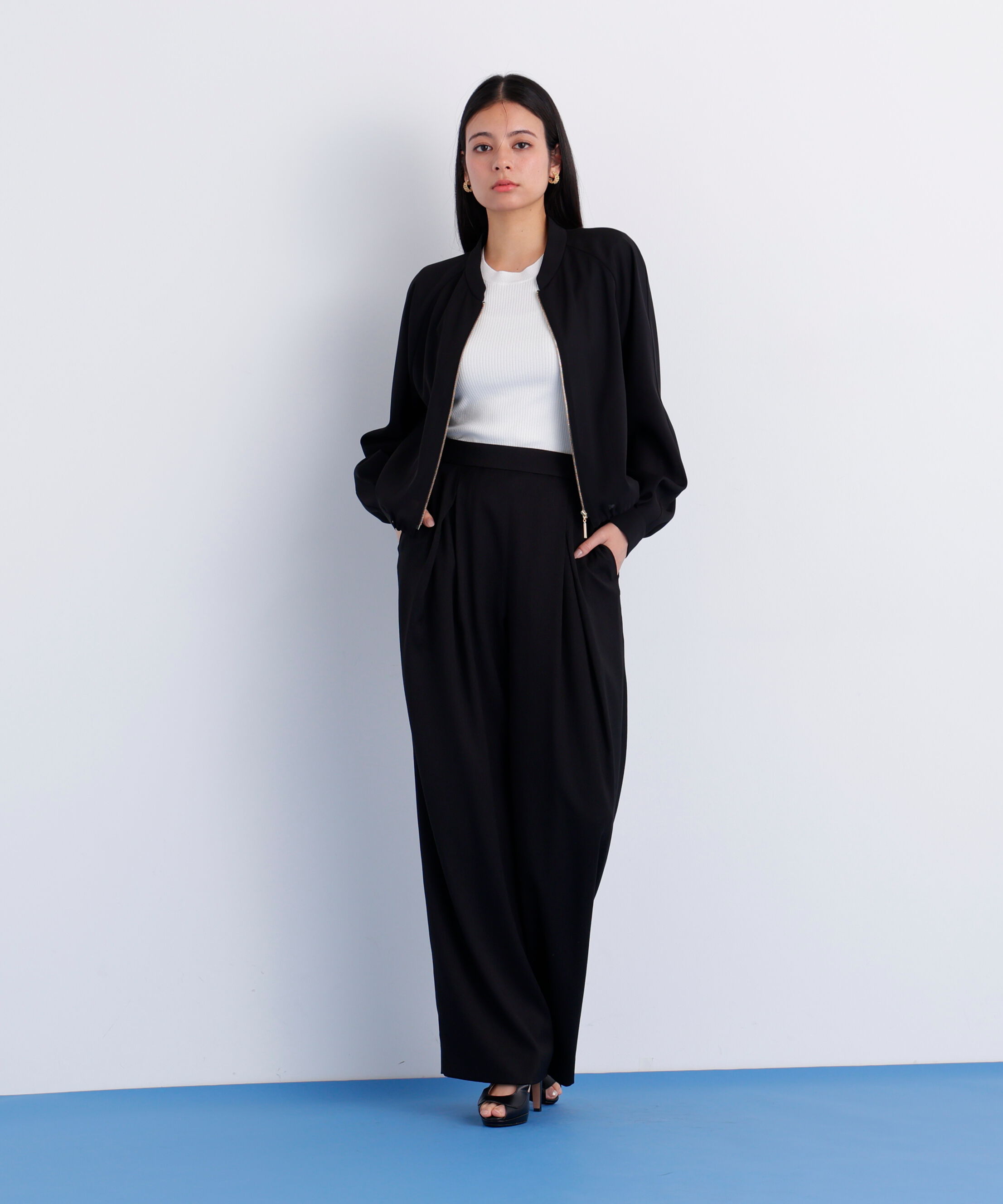  「［美香さん着用］シアーカラミショートブルゾン」|ブルゾン・スタジャン|