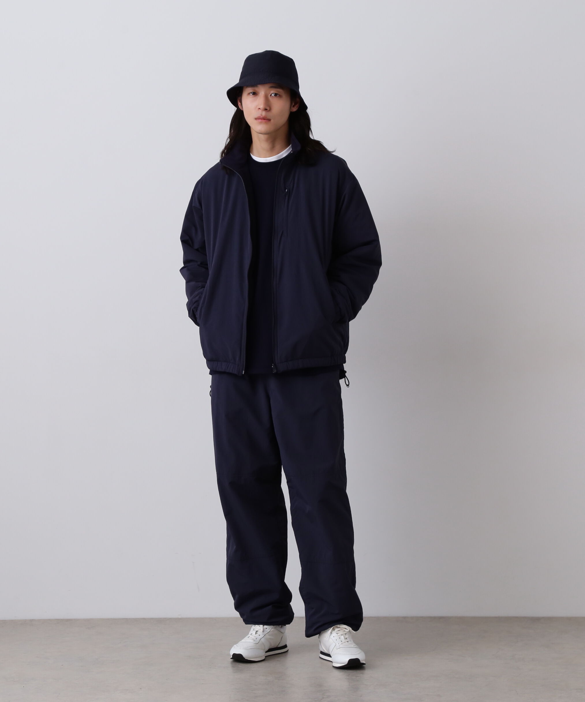 YLEVE 「Ｙ / RECYCLE NYLON MIX TAFFETA / RECYCLE POLYESTER FLEECE TROUSERS」|その他|ネイビー