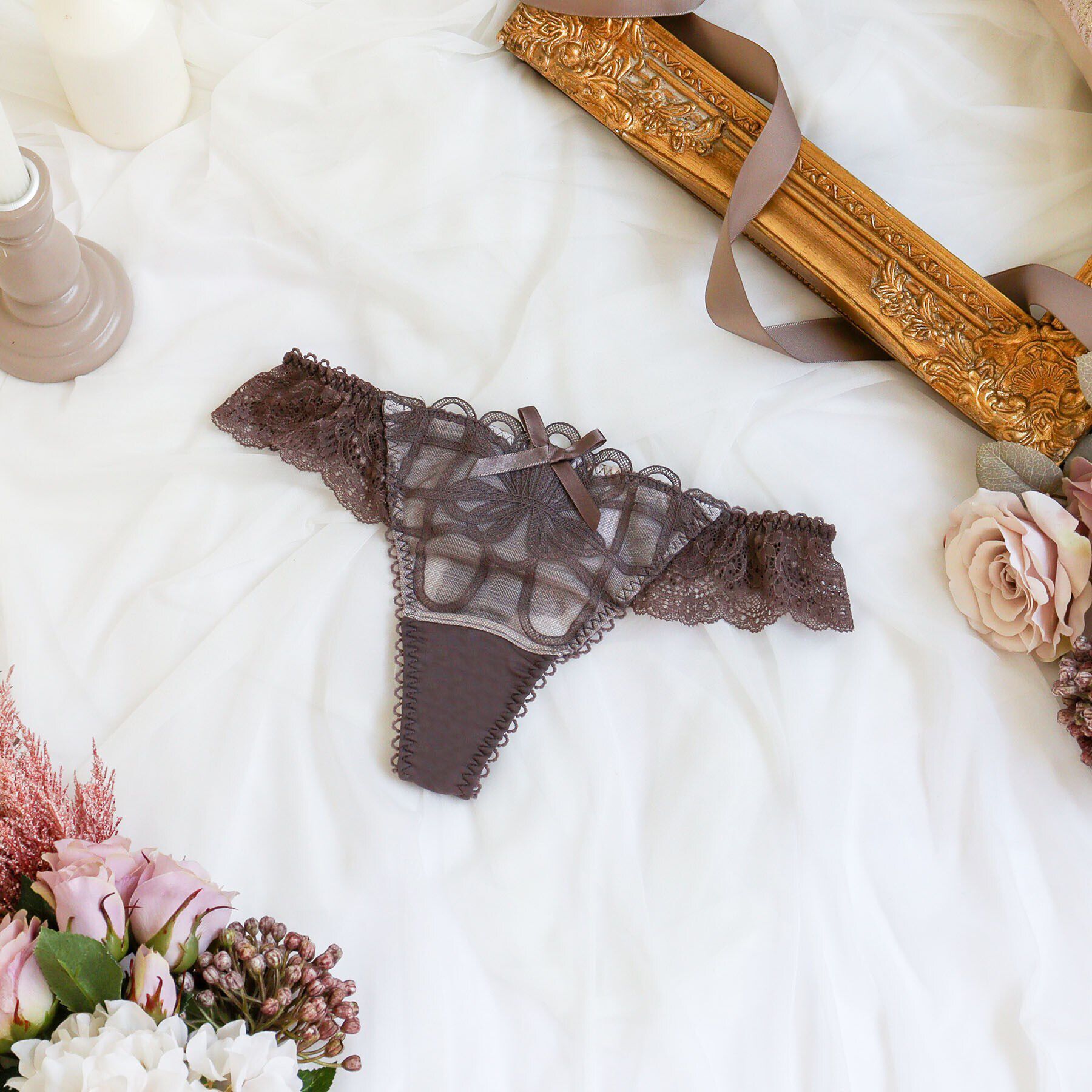 Risa Magli「レネイ Tバックショーツ」|インナー|ブラウン(043)