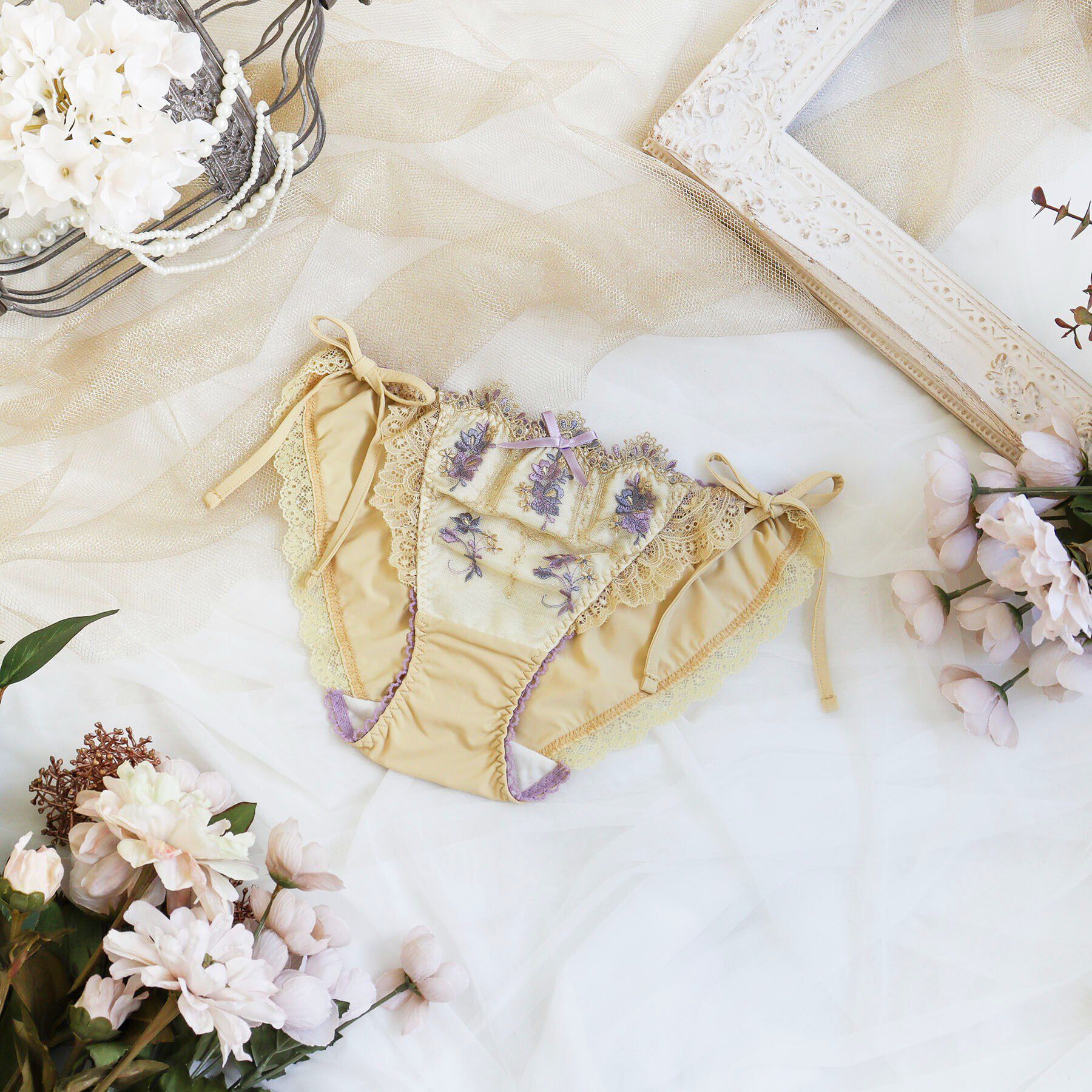 Risa Magli「シーラ リボンショーツ」|インナー|マスタード(033)