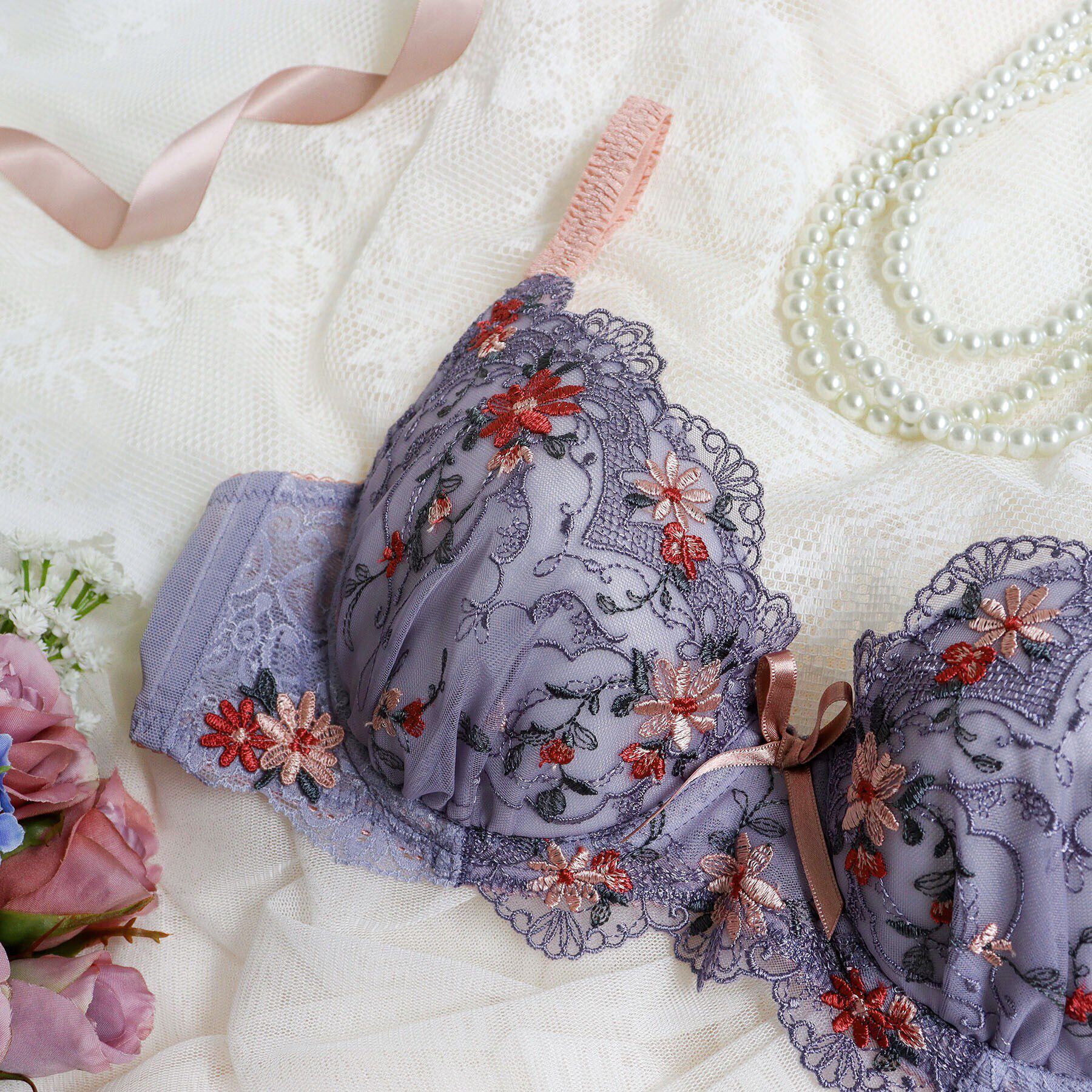 Risa Magli「フィオナ ブラジャー（B-D）＜サイドシェイプ＞」|インナー|