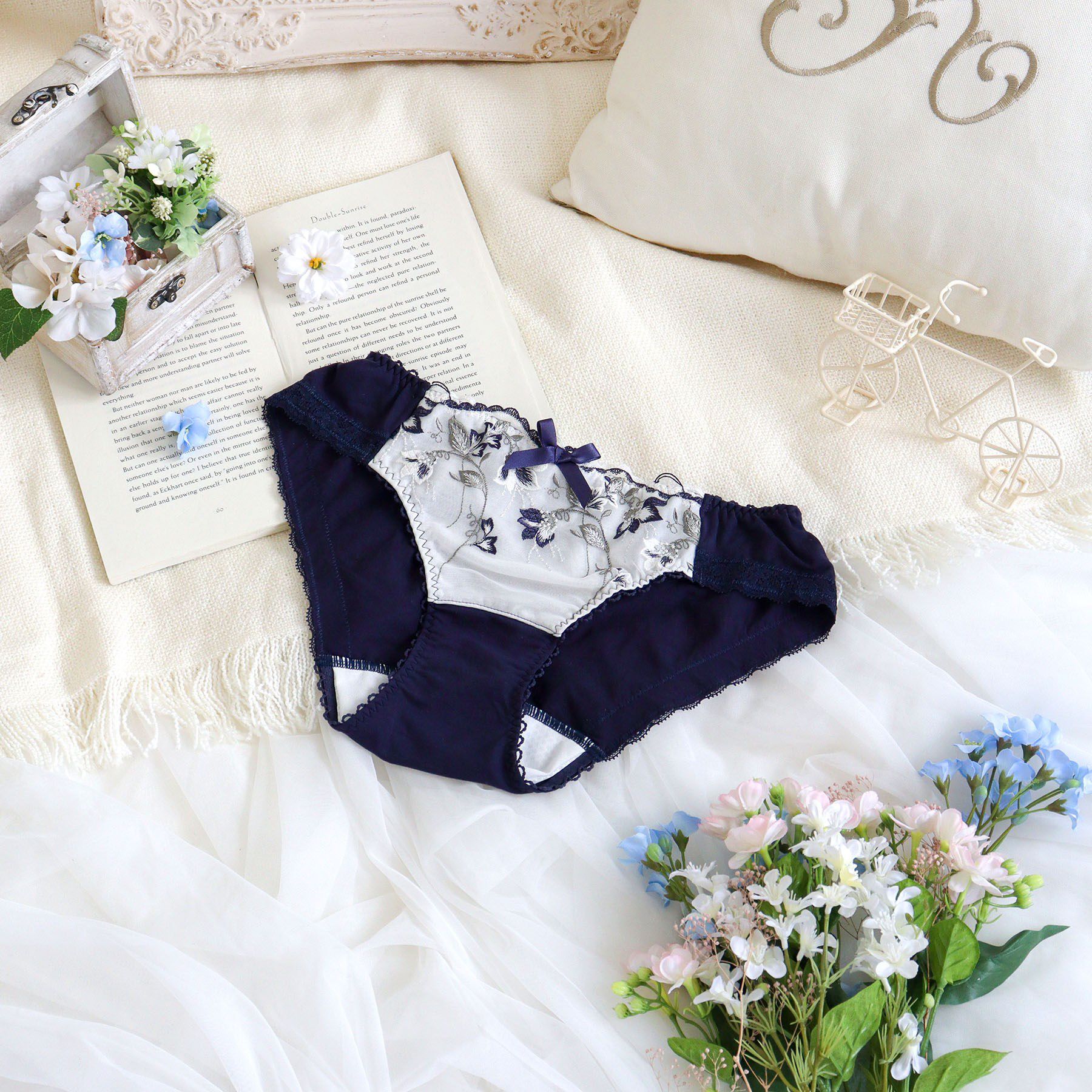 Risa Magli「ソア サニタリーショーツ」|インナー|ネイビー(094)