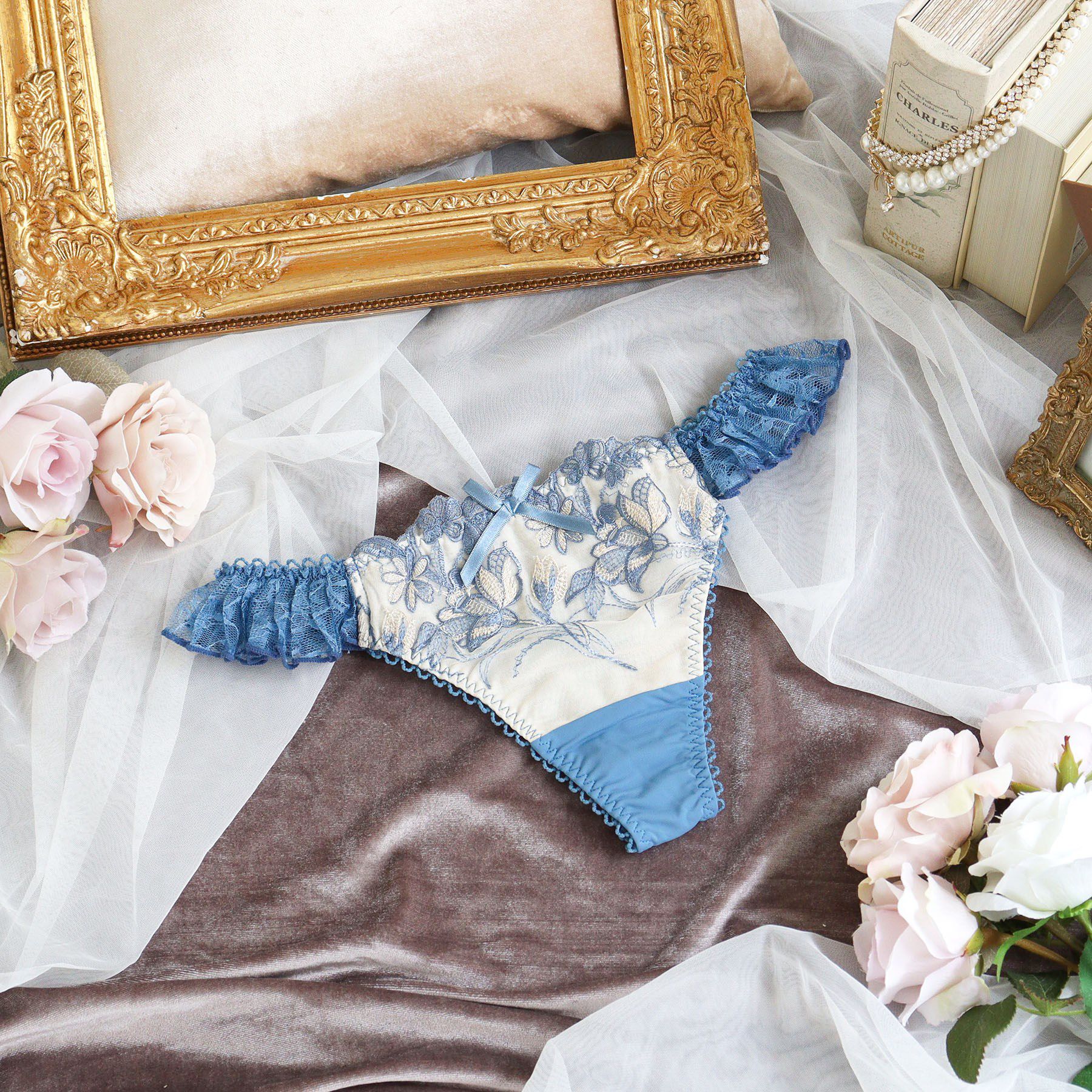 Risa Magli「リアナ Tバック」|インナー|ブルー(092)