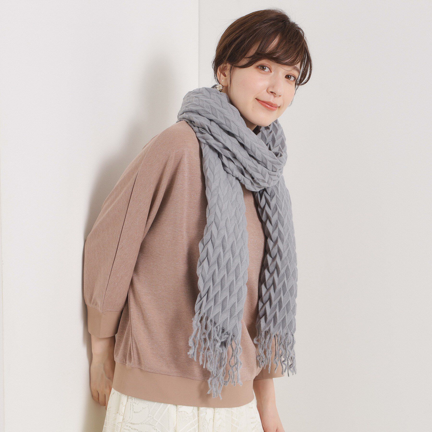 ITS&rsquo;DEMO「【手洗い可】ダイヤプリーツ無地ストール」|ストール|