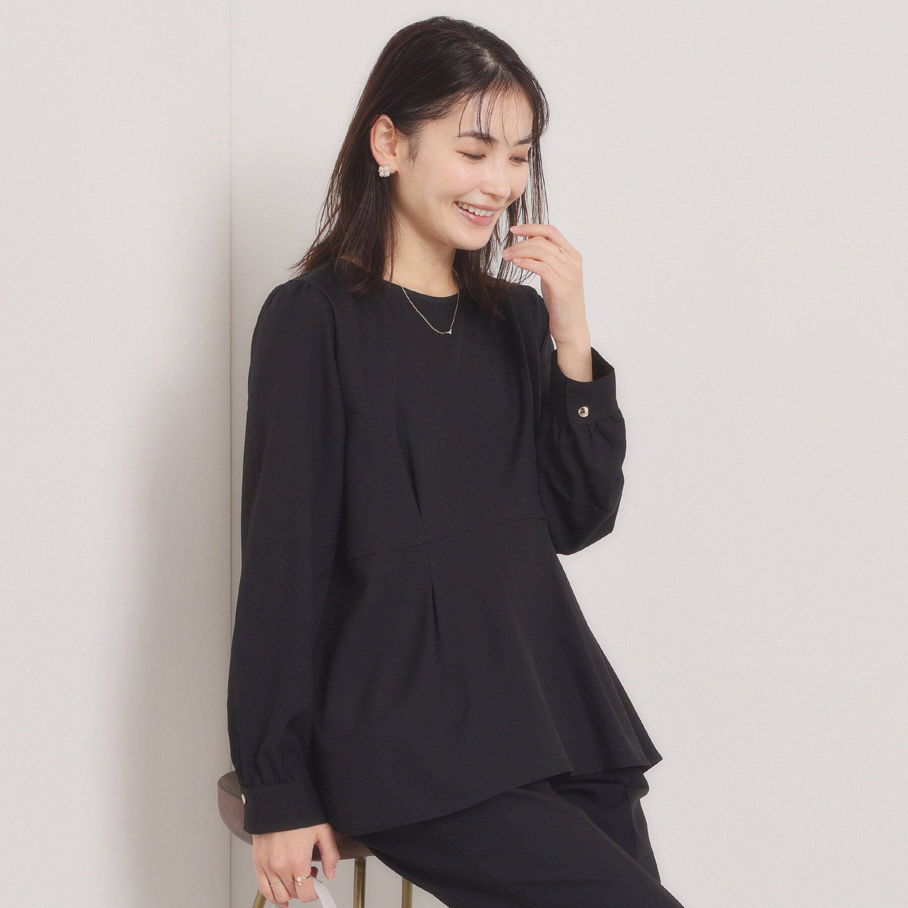 ITS&rsquo;DEMO「【洗濯機OK／イージーケア】ツイルストレッチペプラムブラウス」|シャツ・ブラウス|