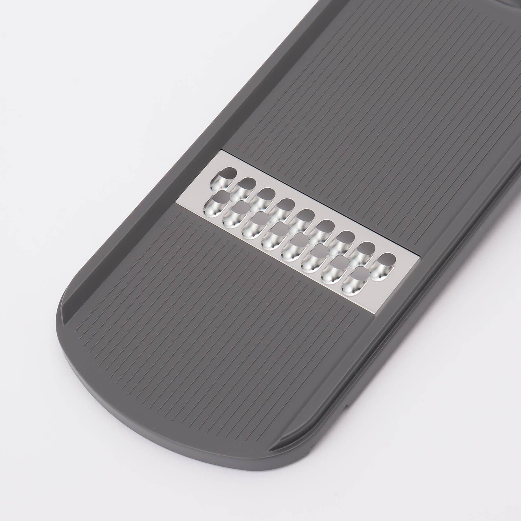 212 KITCHEN STORE「コンパクト調理器セット (両刃スライサー、千切、おろし、指ガード) ＜KK カイキッチン＞」|食器・キッチングッズ|