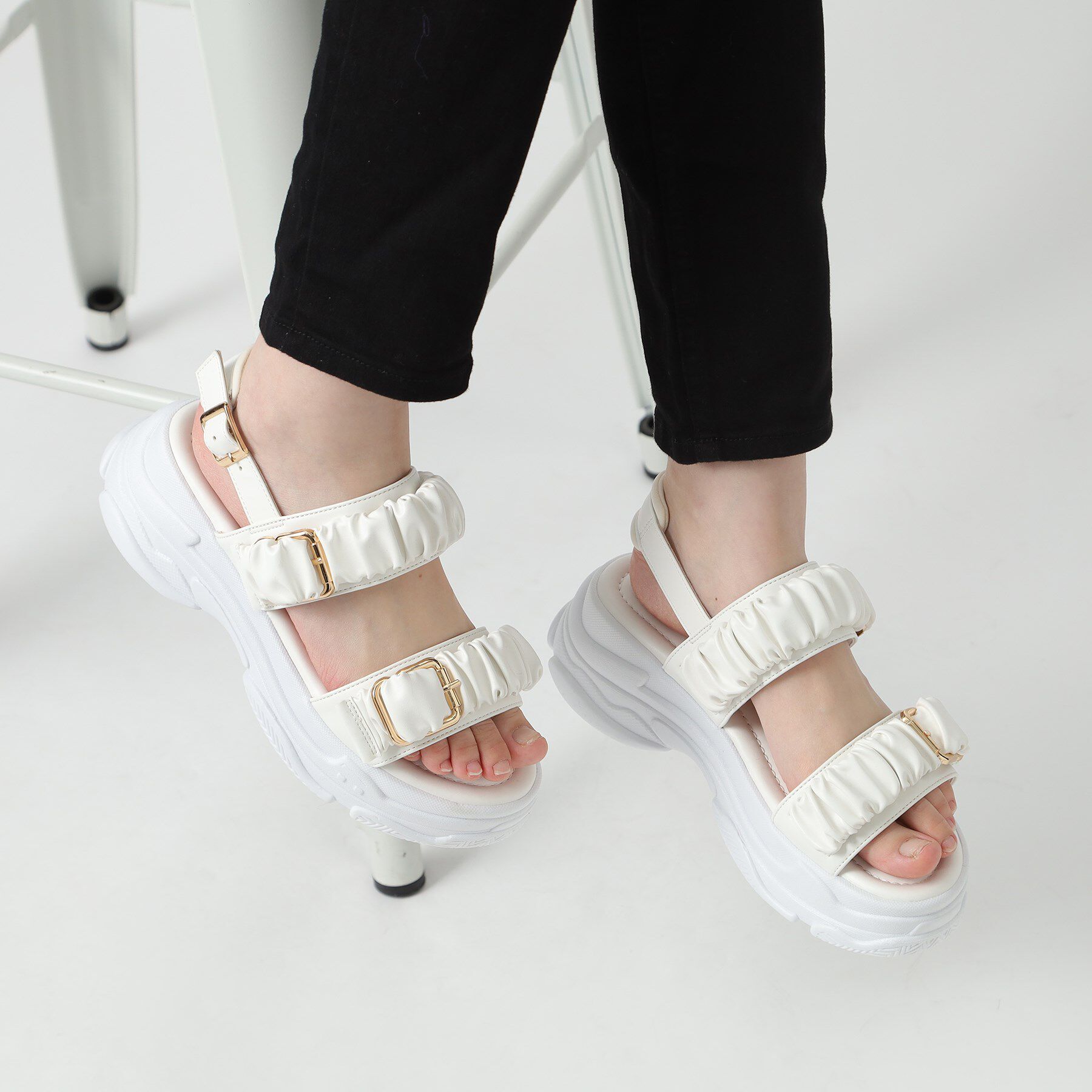 csT&P「厚底クシュクシュベルトスポサン」|サンダル|