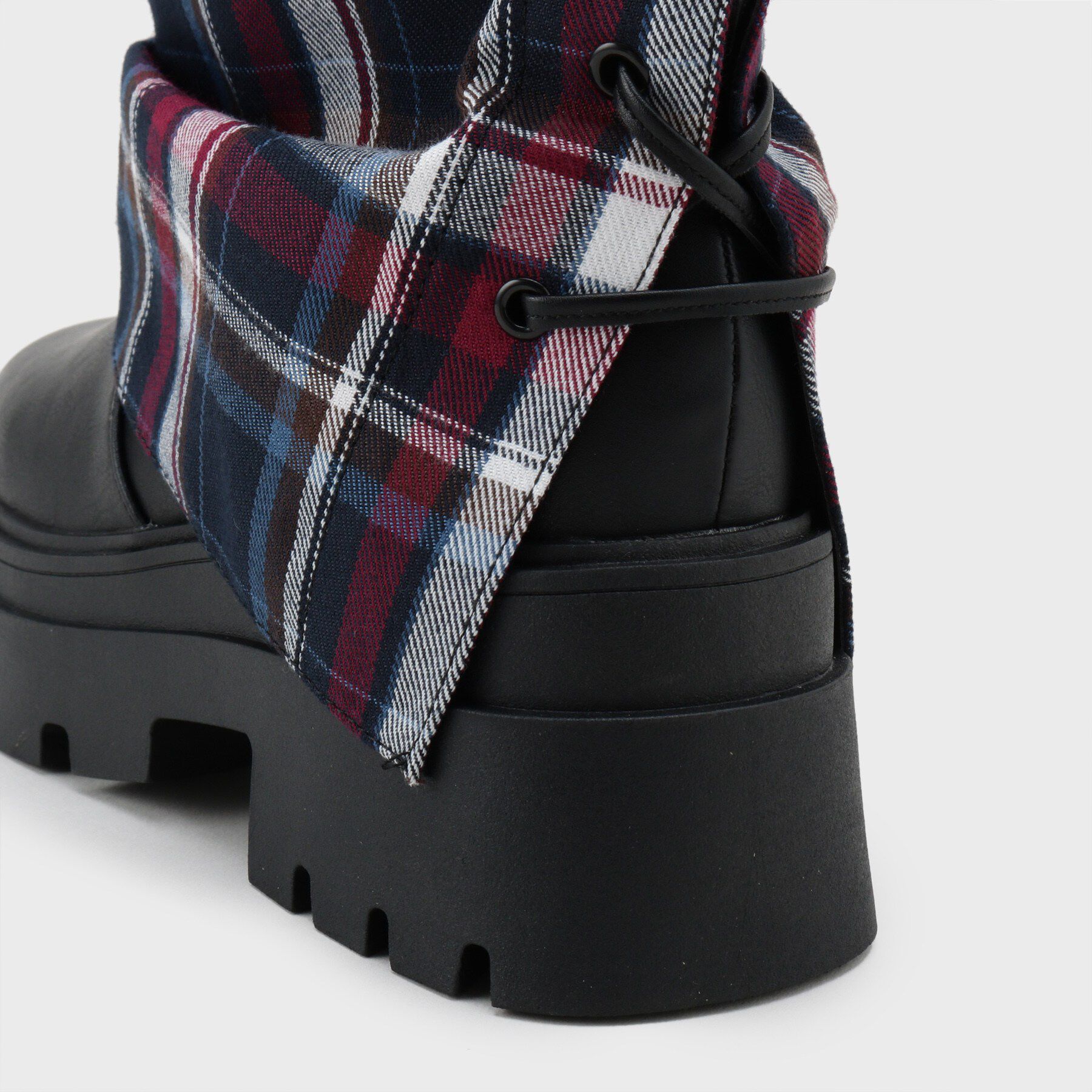 csT&P「バックレースアップ&times;カバーブーツ」|ショートブーツ|