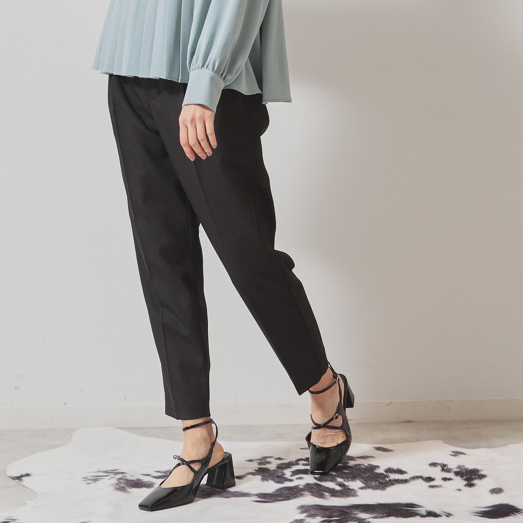 SunaUna「【ポケットフリル／大人フェミニン】テーパードパンツ」|その他|