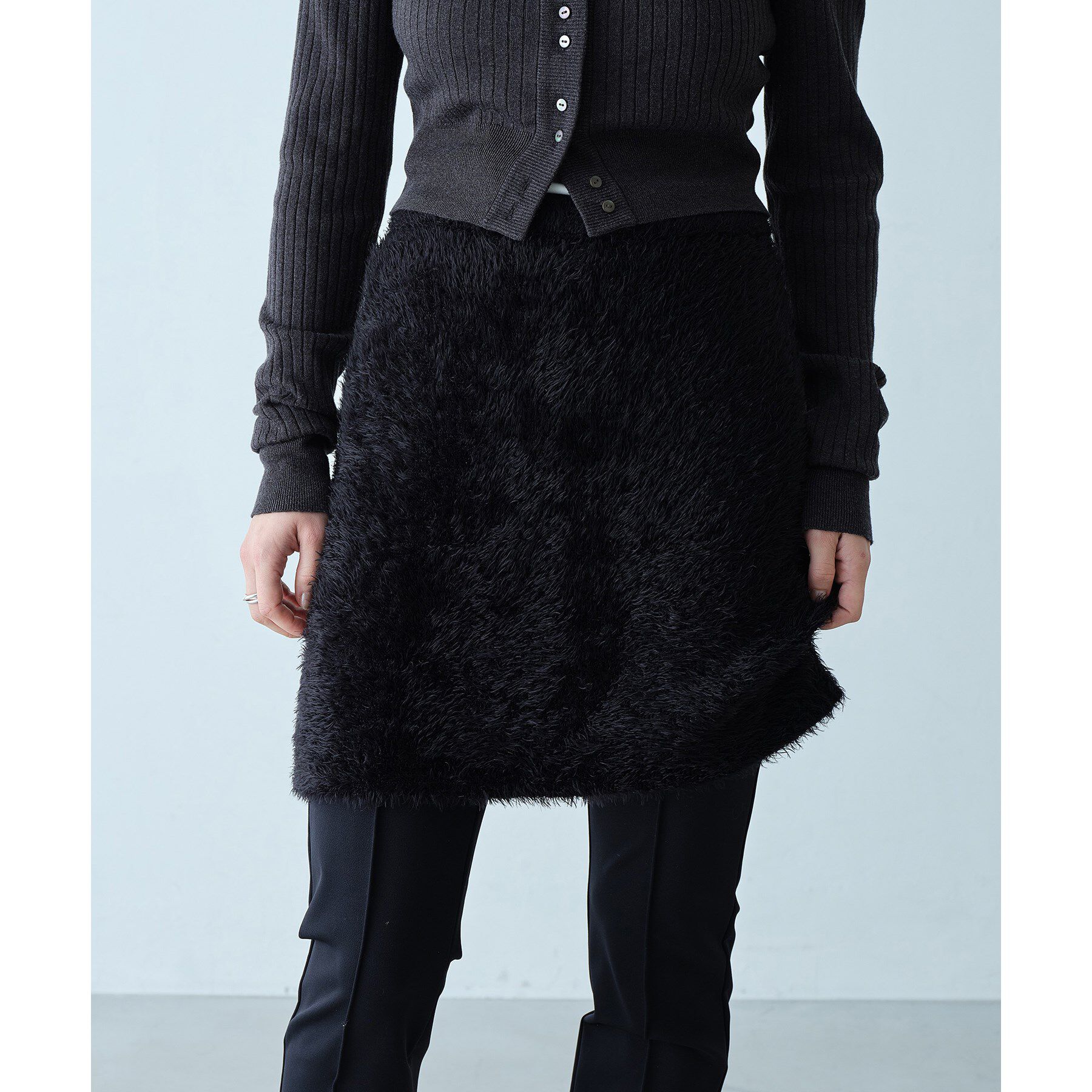 CODE A「feather mini skirt」|スカート|ブラック(019)