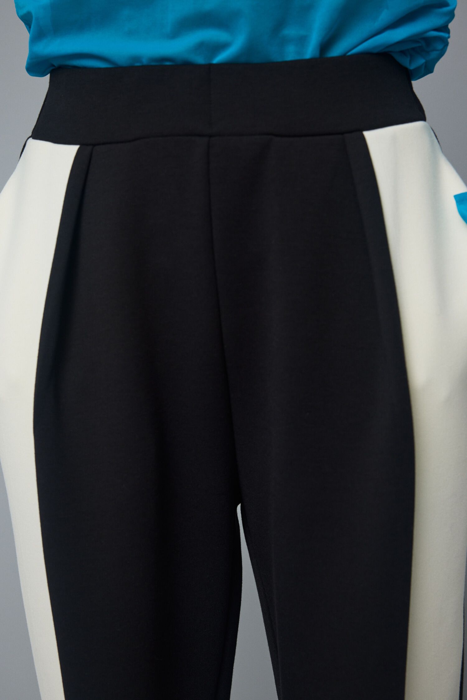 HeRIN.CYE「Feels center switching pants」|その他|